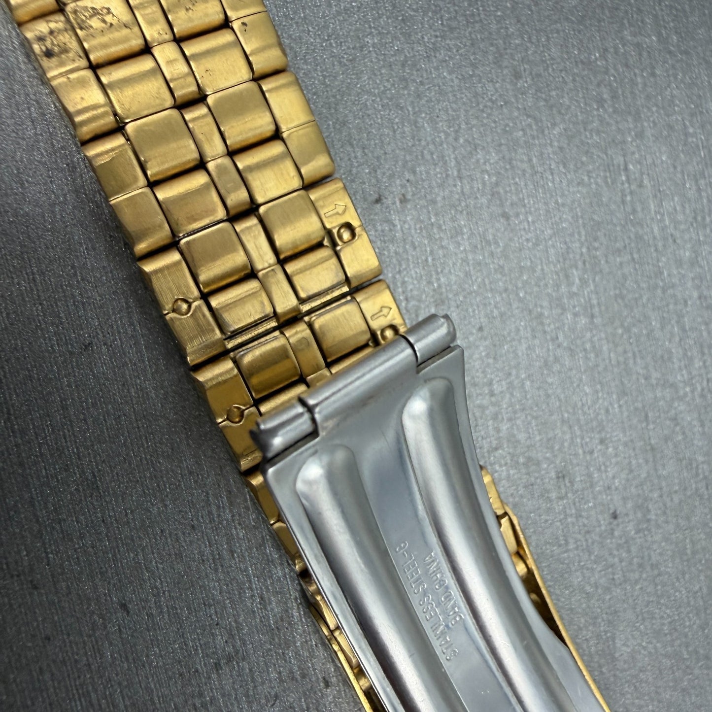 Seiko Bracelet 21mm Stainless Steel Gold Tone Tri Folding Clasp Vintage Japan G811