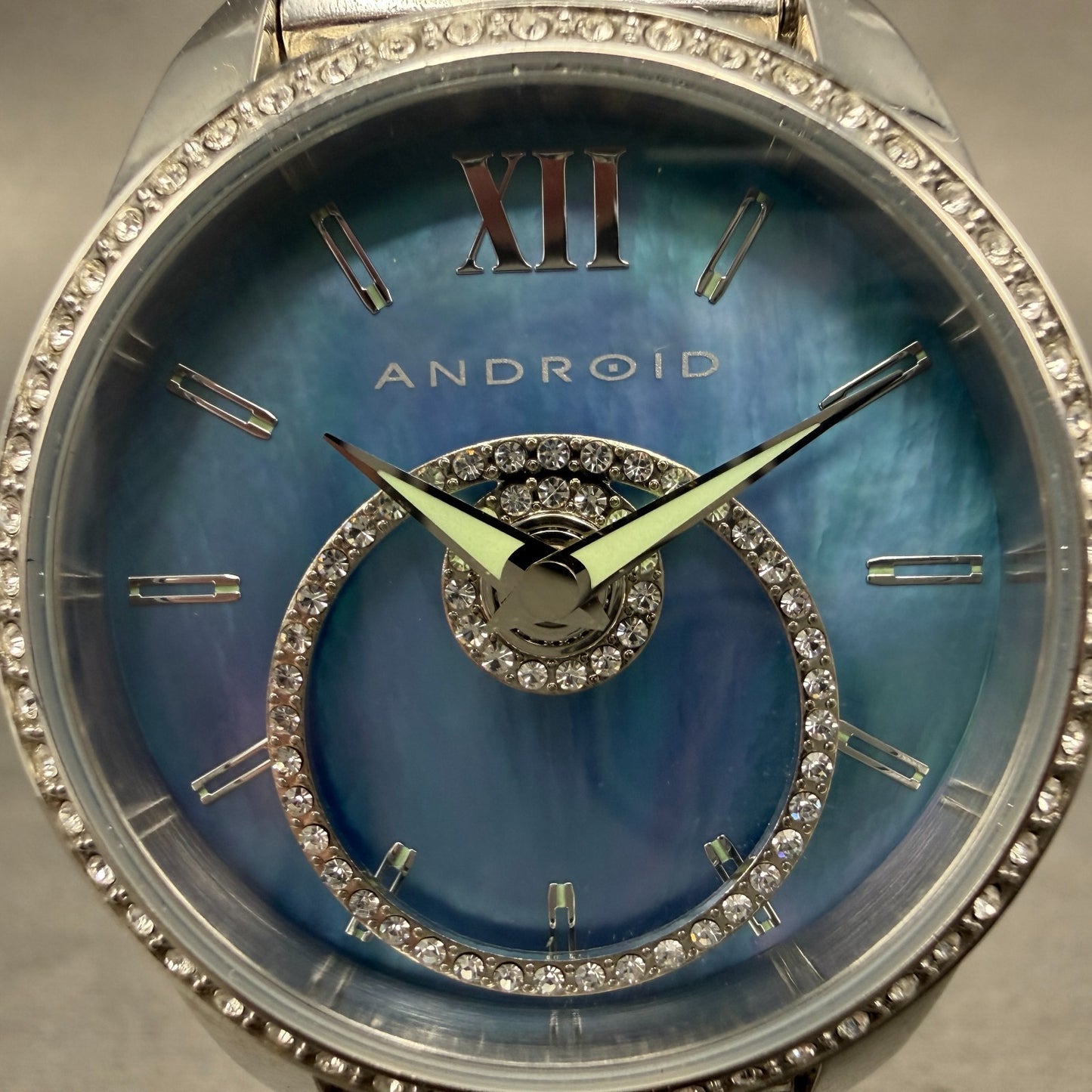 ANDROID StarHalo watch Women 37mm Blue MOP Dial Steel Crystals New Battery1