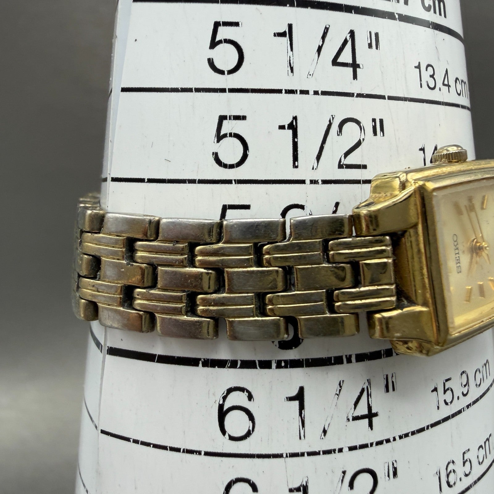 Seiko Tank Watch Women 16mm Champagne Dial Gold Tone 1N01-0FH0 New Battery ZYGF610
