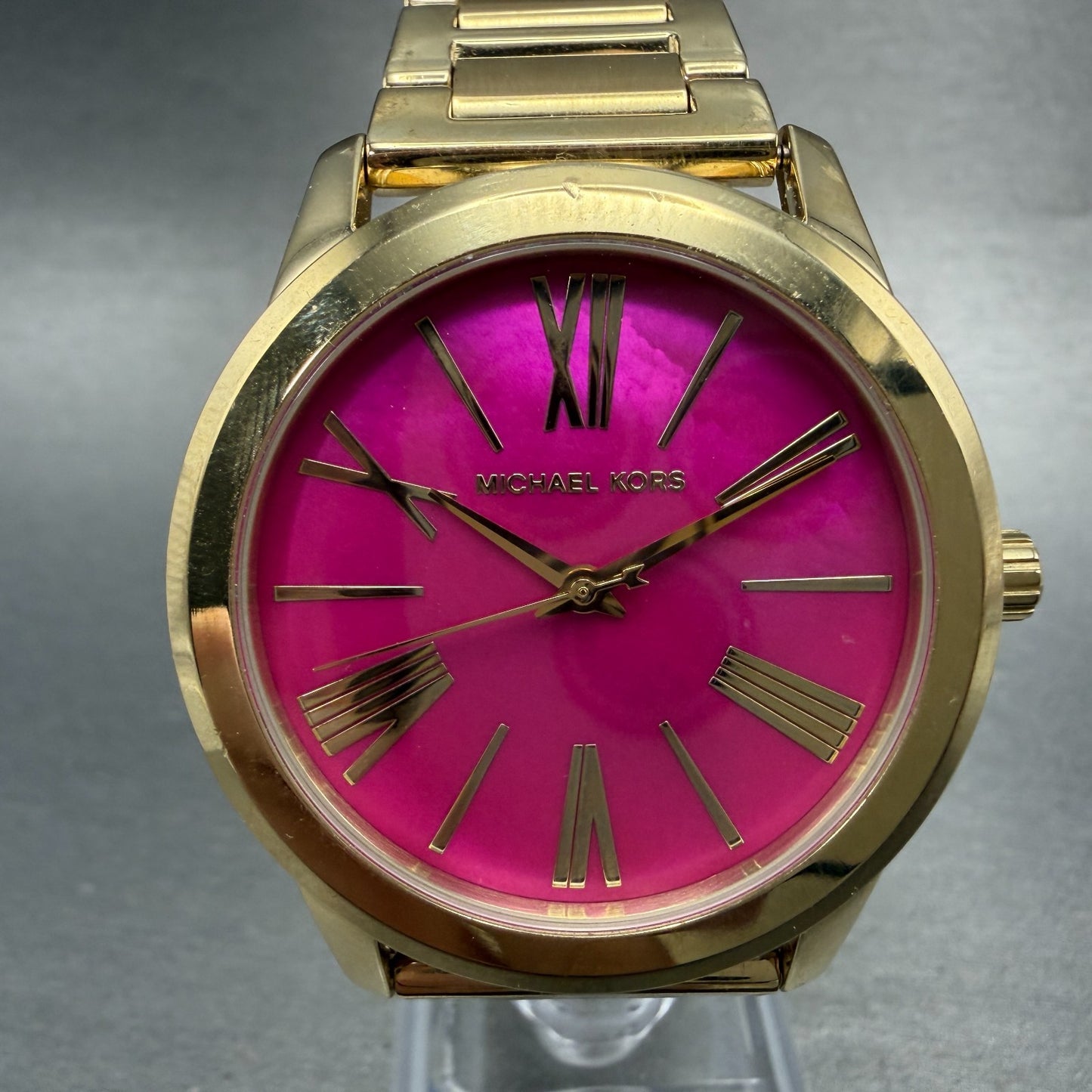 Michael Kors Hartman Watch Women 38mm Pink Dial Gold Tone Round MK-3520 New Batt0