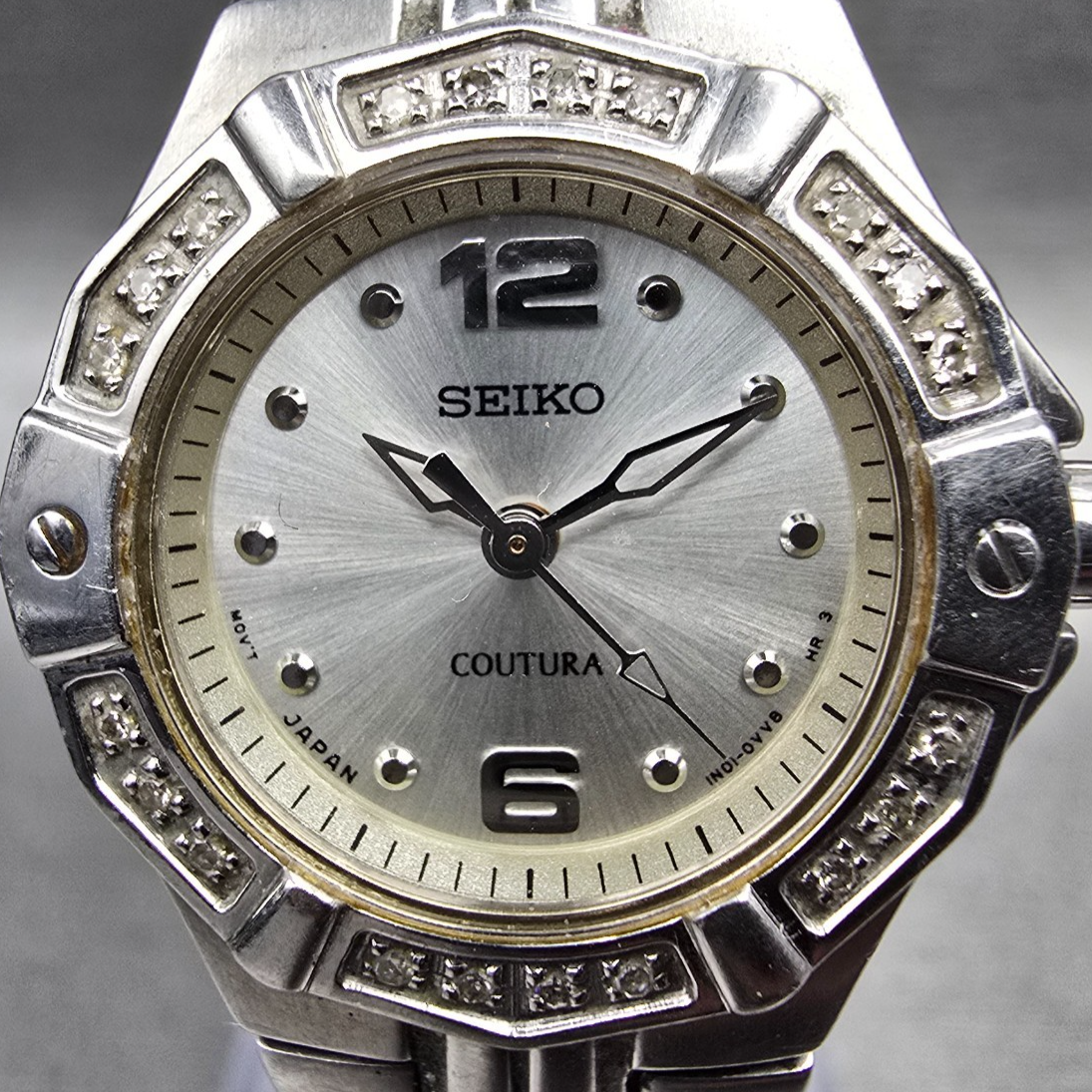 Seiko Coutura Watch Women 24mm Silver Dial Silver Tone Gemmed 1N01-0LE0 New Batt1