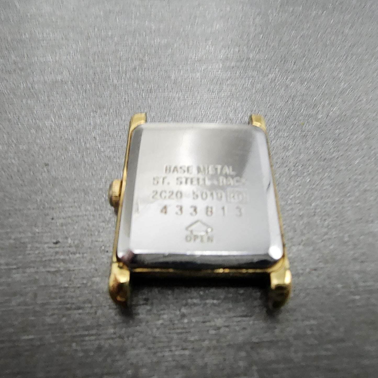 Seiko Tank Watch Women 18mm White Dial Gold Tone Rectangle 2c205019 New Battery8