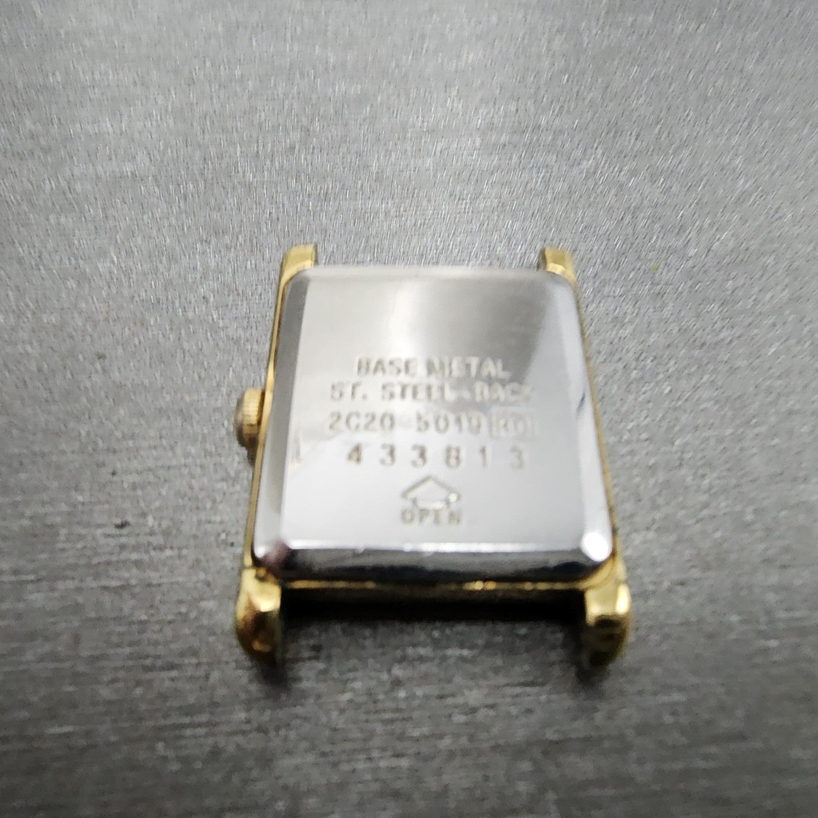 Seiko Tank Watch Women 18mm White Dial Gold Tone Rectangle 2c205019 New Battery8