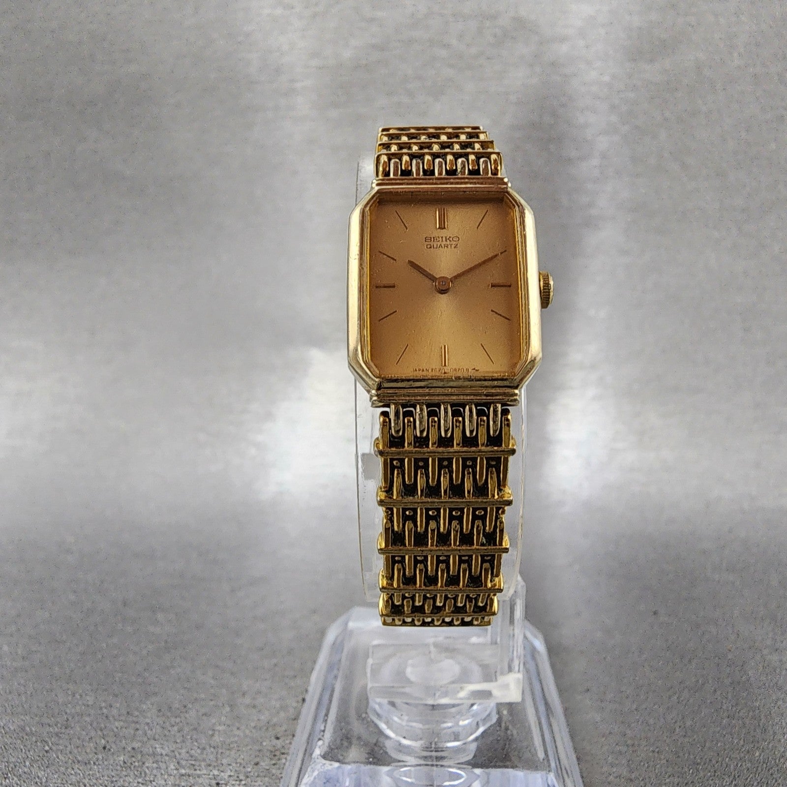 Seiko Tank Watch Women 16mm Champagne Dial Gold Tone 2c205449 New Battery5