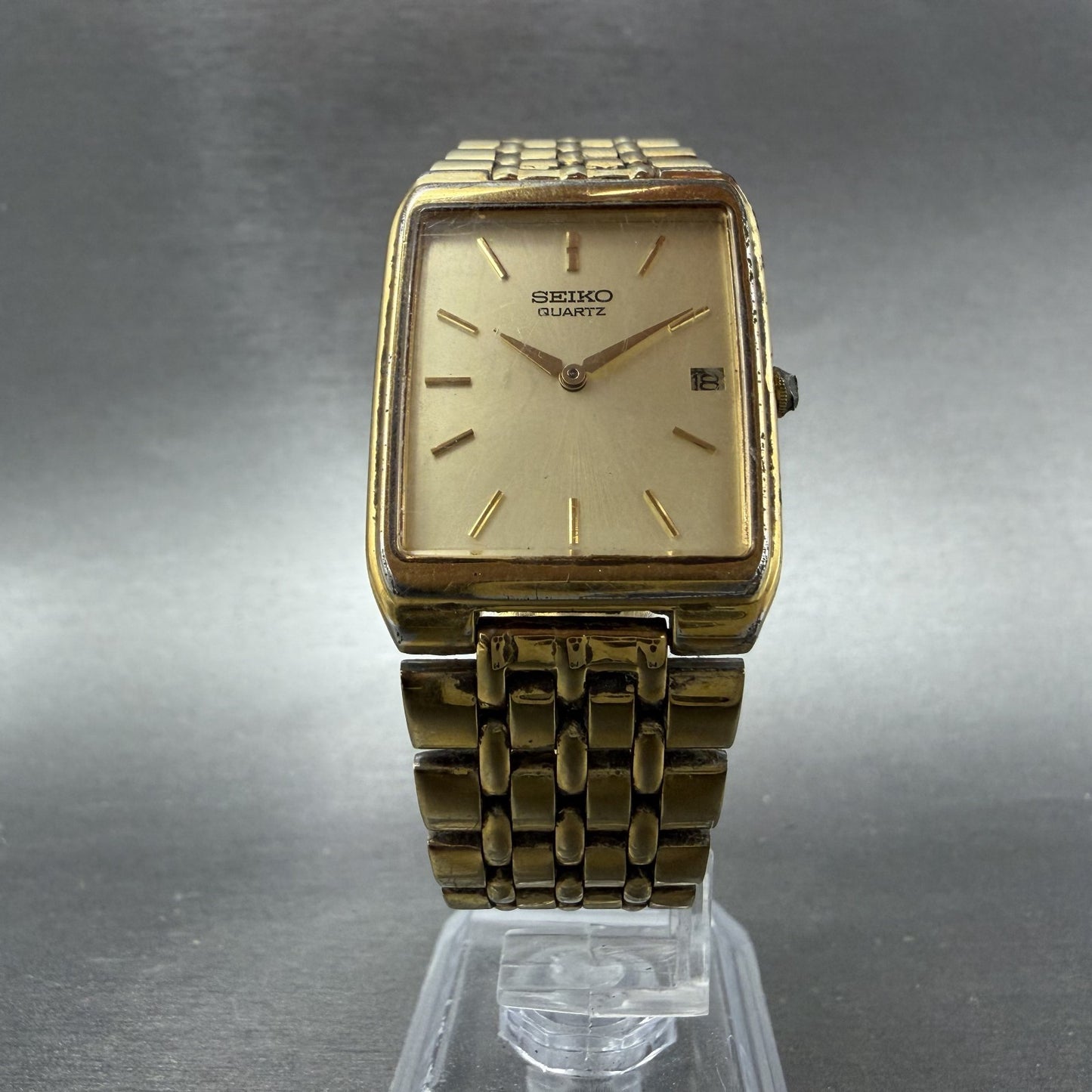 Seiko Tank Watch Men 27mm Champagne Dial Gold Tone Date 7n29-5b29 New Battery5