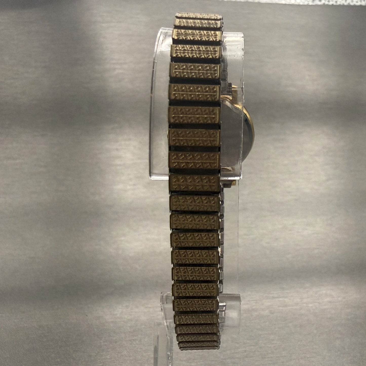 Seiko Watch Women 22mm White Dial Gold Tone Round 7321-0100 New Battery7