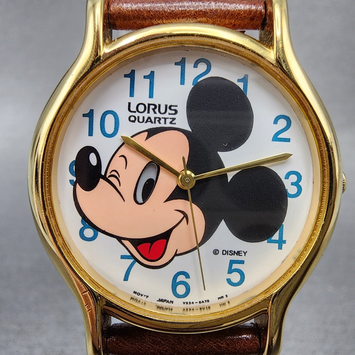 Lorus Mickey Mouse Watch Men 32mm White Dial Gold Tone Round V5346A20 New Batt1