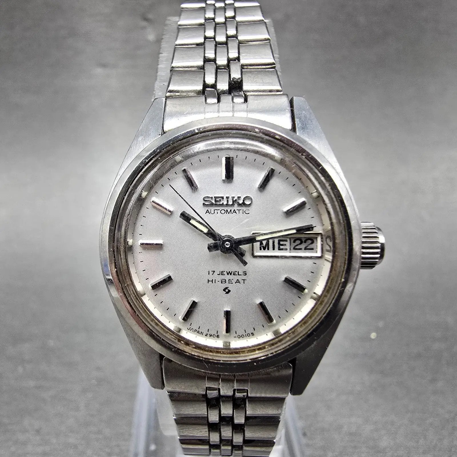 Seiko Automatic Watch Women 24mm Silver Dial Silver Tone Daydate 2906-0019 Runs0