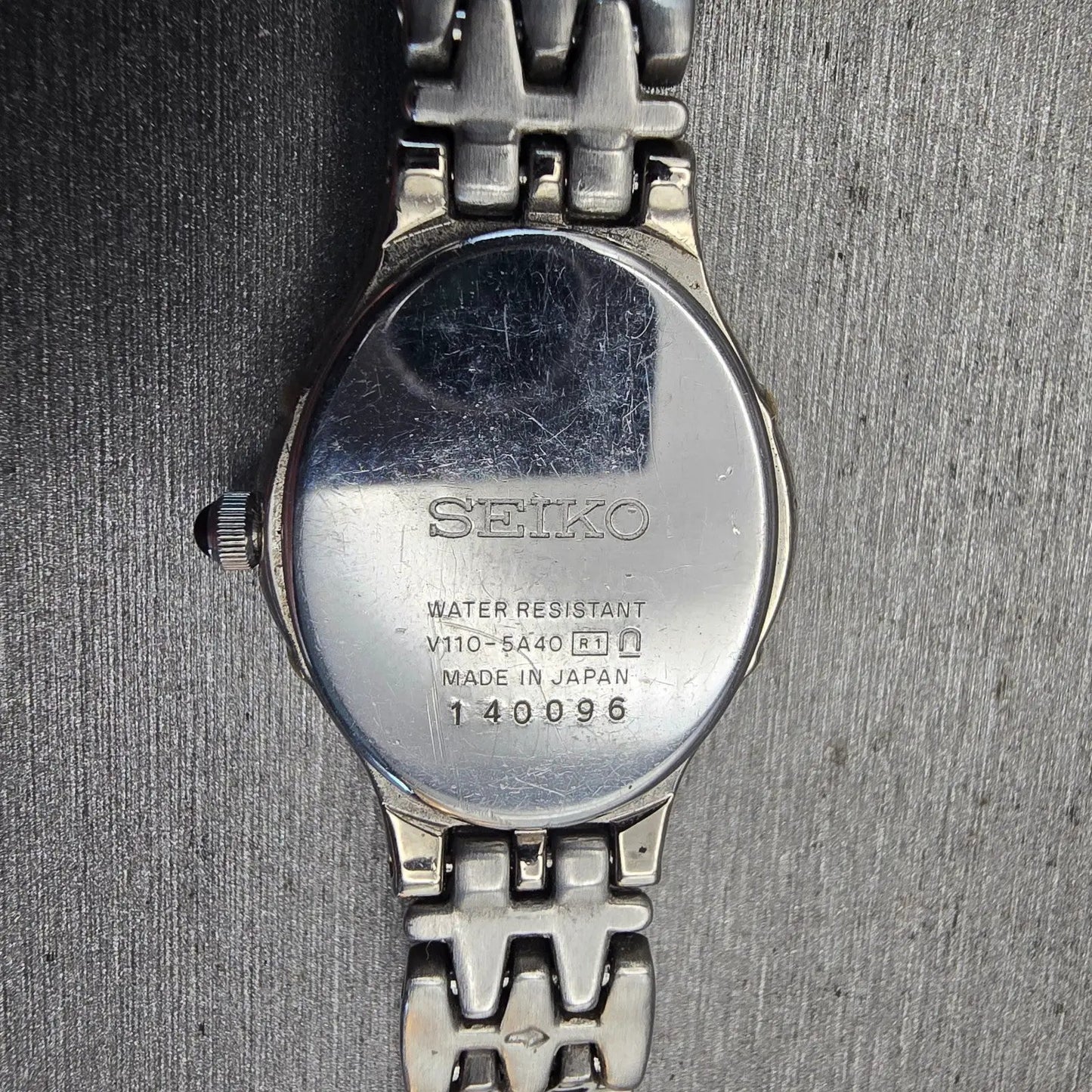 Seiko Exceline Solar Watch Women 22mm MOP Dial Silver Tone Oval V110-5A40 Works10