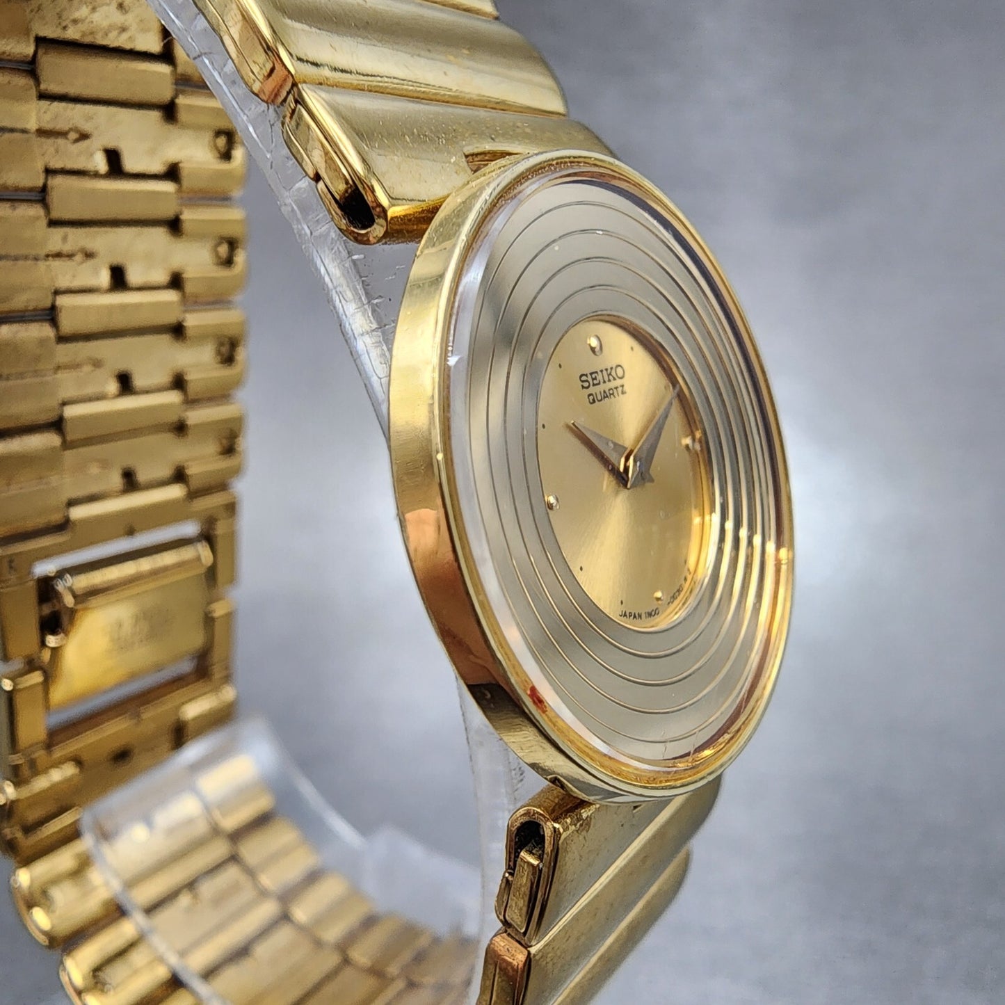 Seiko Watch Women 24mm Gold Dial Gold Tone Round 1N000B59 New Battery3