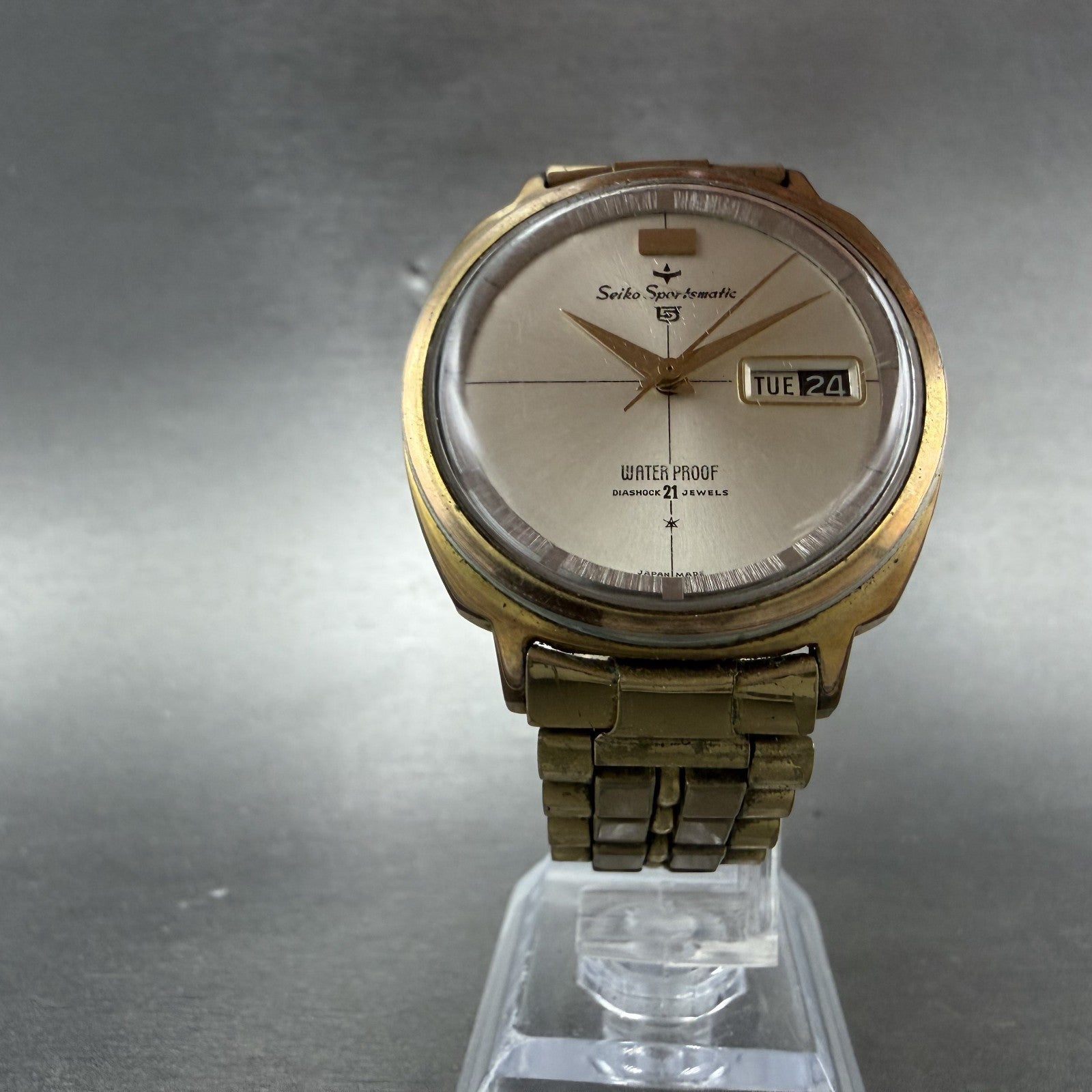 Seiko 5 Sportsmatic Watch Men 36mm White Dial Gold Tone Daydate Automatic RunsAB5