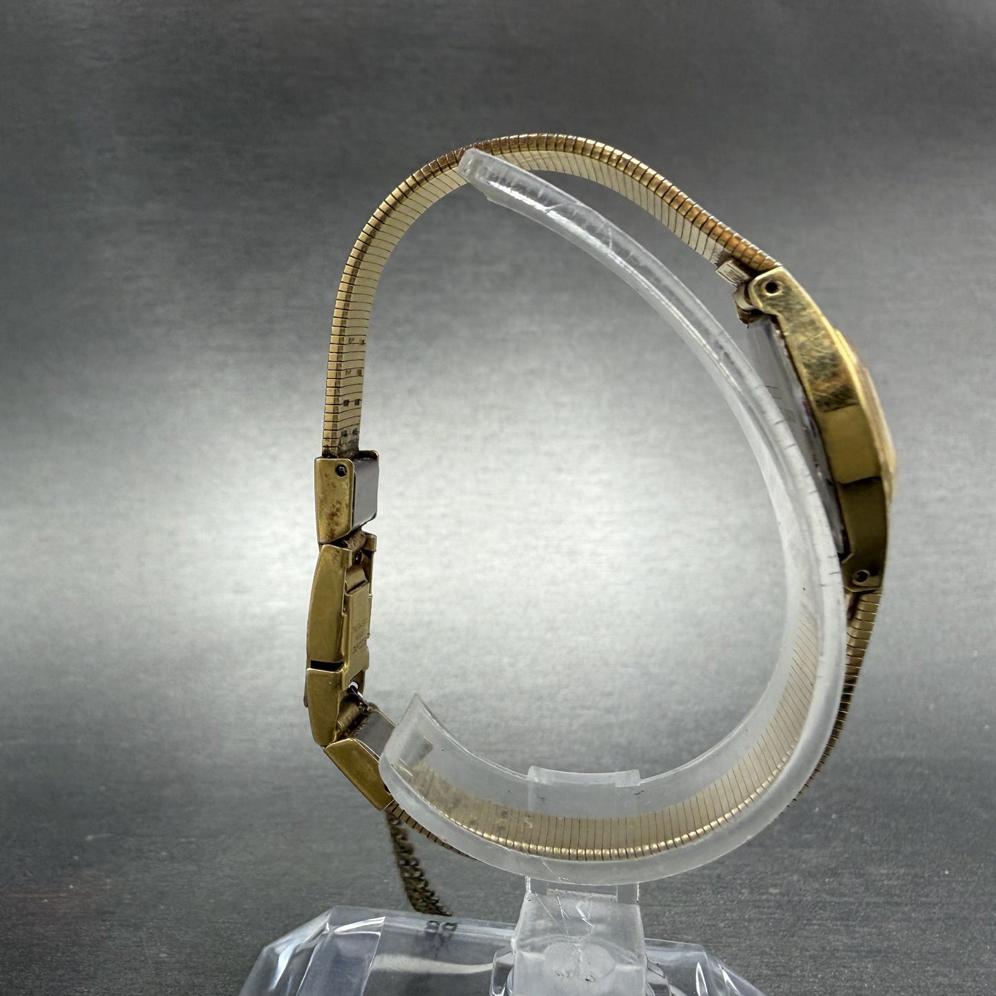 Seiko Watch Women 16mm Champagne Dial Gold Tone Round 2C20-5300 New Battery bcda8