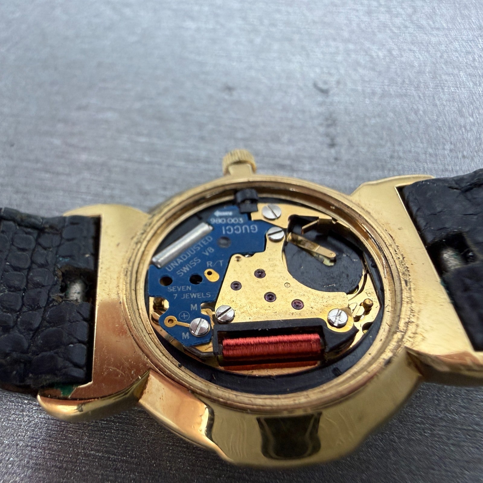 Gucci 3400L Watch Women 22mm Black Dial Gold Plated Round READ!!! PARTS10