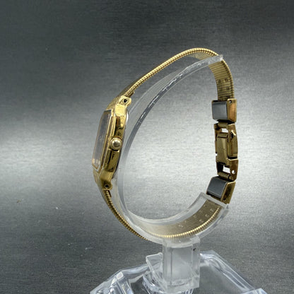 Seiko Tank Watch Women 17mm Black Dial Gold Tone Rectangle 2P20-5D30 New Battery6