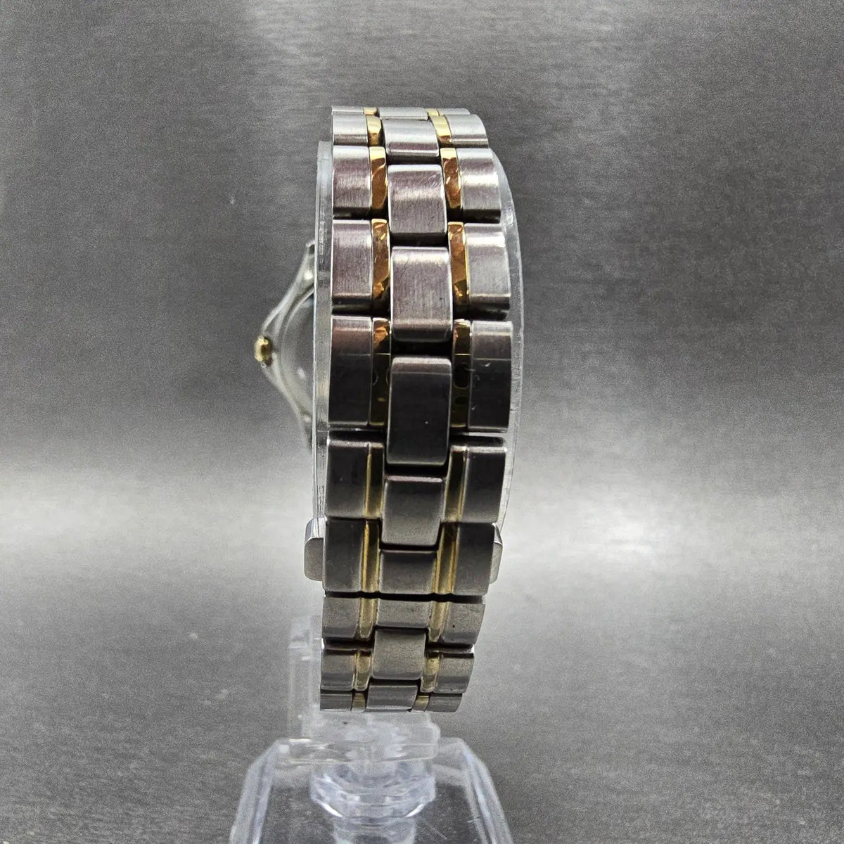 Citizen Eco-Drive Watch Women 26mm Black Dial Two Tone Date E013-S090288 Runs7