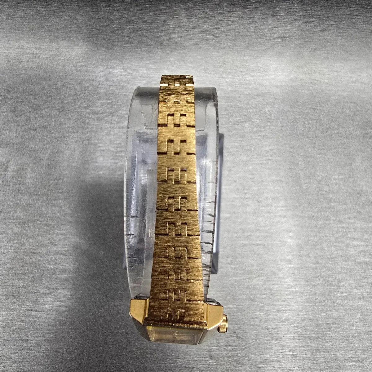 Citizen CQ Watch Women 17mm Gold Dial Gold Tone Rectangle 3220-S16911 New Batt4