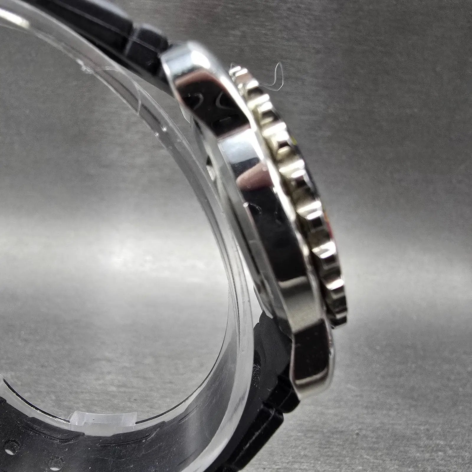 ESQ Submersible Dive Watch Women 32mm White Dial Silver Date Round New Battery3