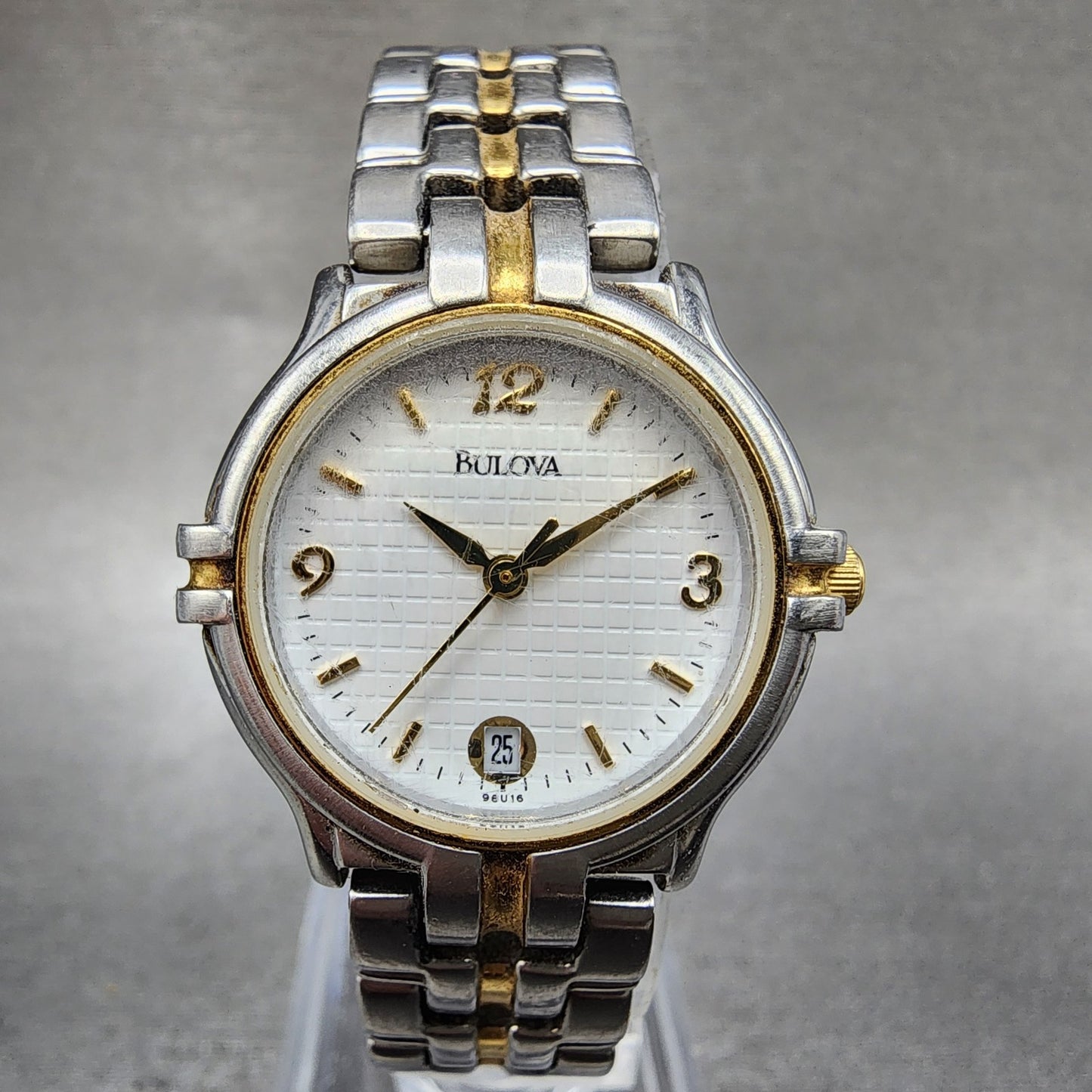 Bulova Watch Women 25mm White Dial Two Tone Date Round 98u16 New Battery0