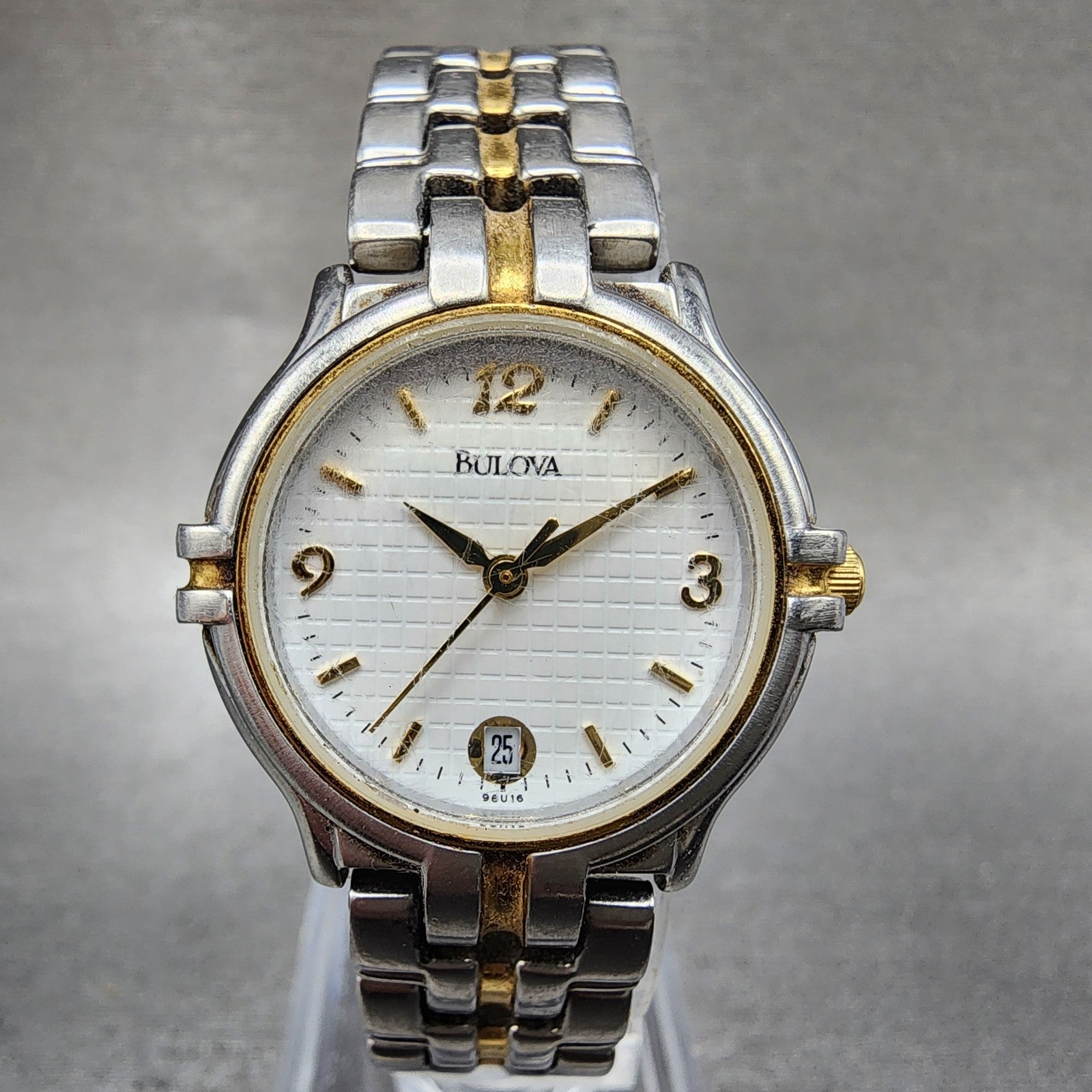 Bulova Watch Women 25mm White Dial Two Tone Date Round 98u16 New Battery0