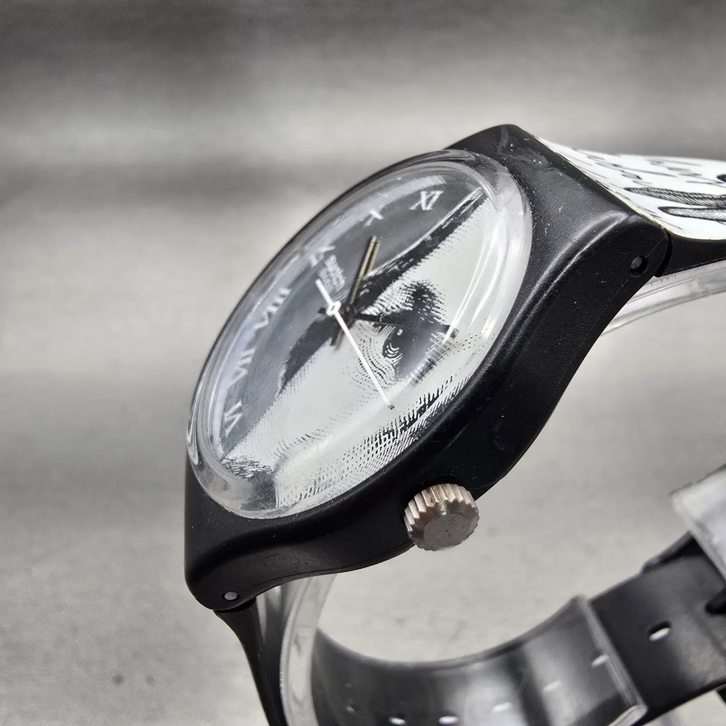 Swatch Gent GLANCE Watch Men 34mm Silver Dial Black Case Round GB149 New Batt L2