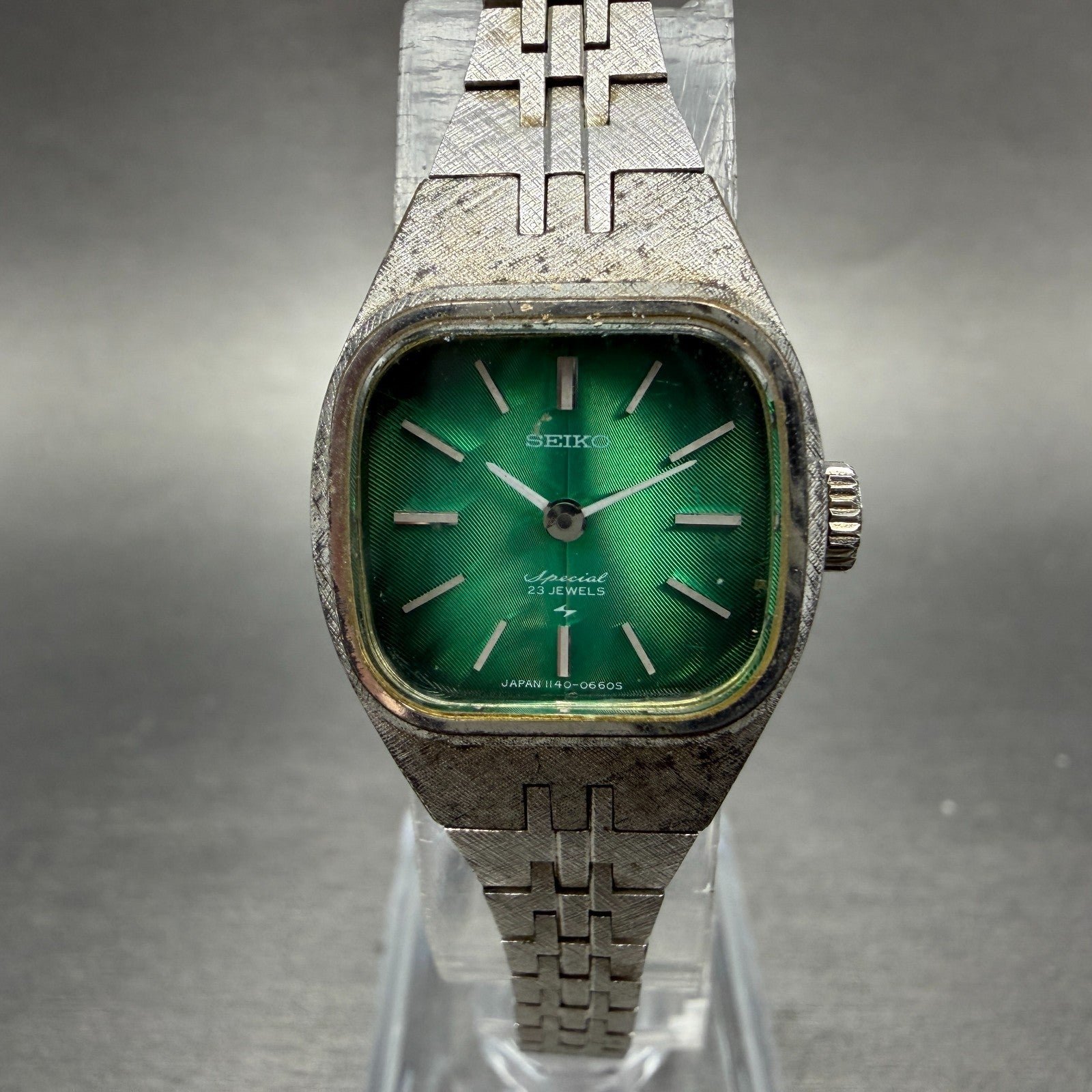 Seiko Special Watch Women 20mm Green Dial Silver Tone Manual 1140-3240 Runs VTG0