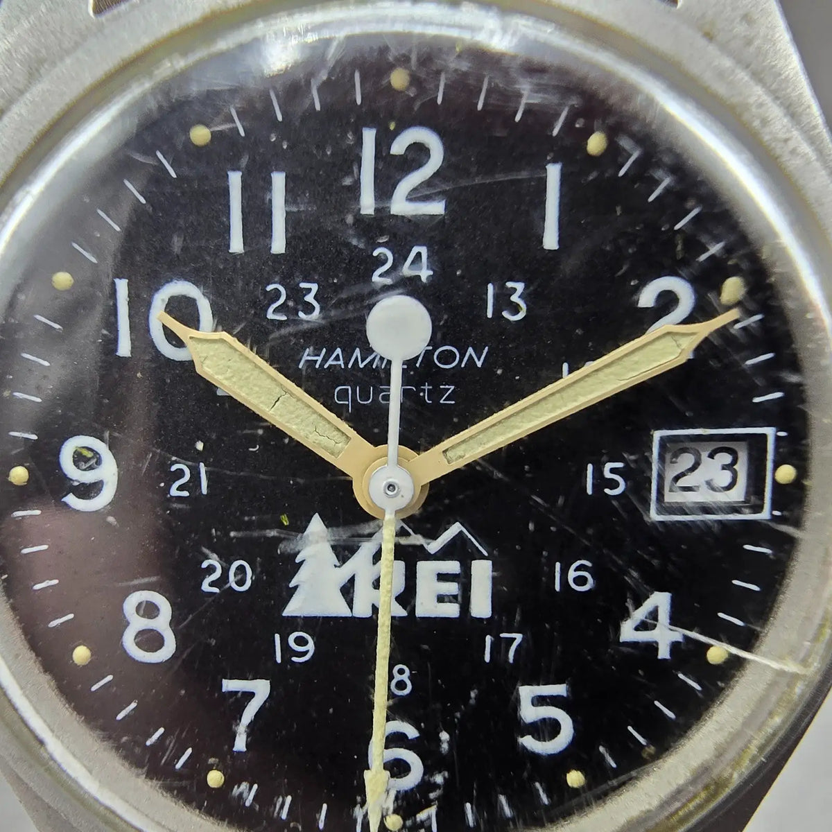 Hamilton Khaki REI Watch Men 33mm Black Dial Steel Date Round 921980 New Battery1