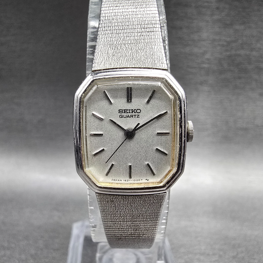 Seiko Watch Women 18mm Silver Dial Silver Tone Rectangle 1421-5619 New Battery0
