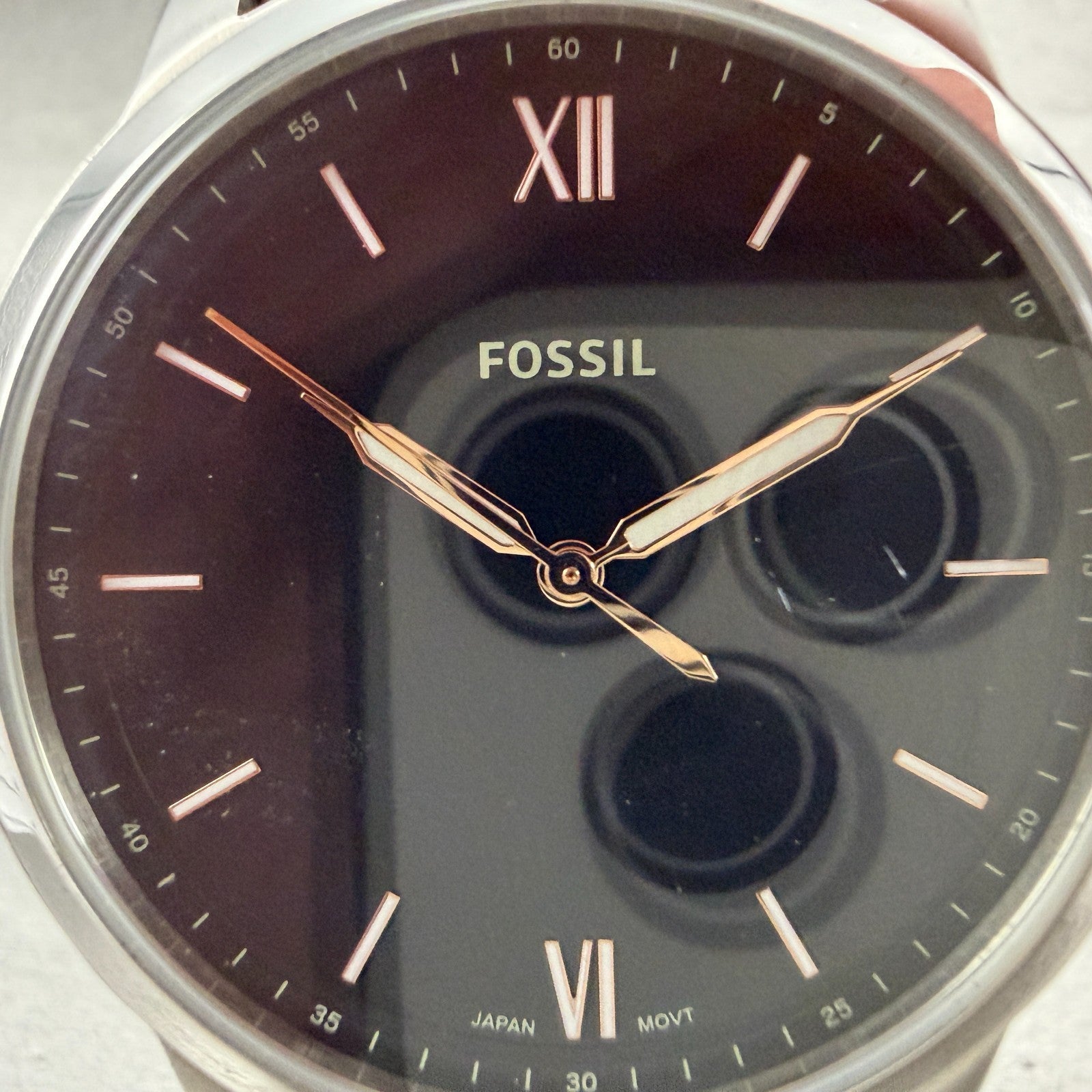 Fossil Minimalist Watch Men 44mm Black Dial Silver Tone Round FS5464 New Battery1