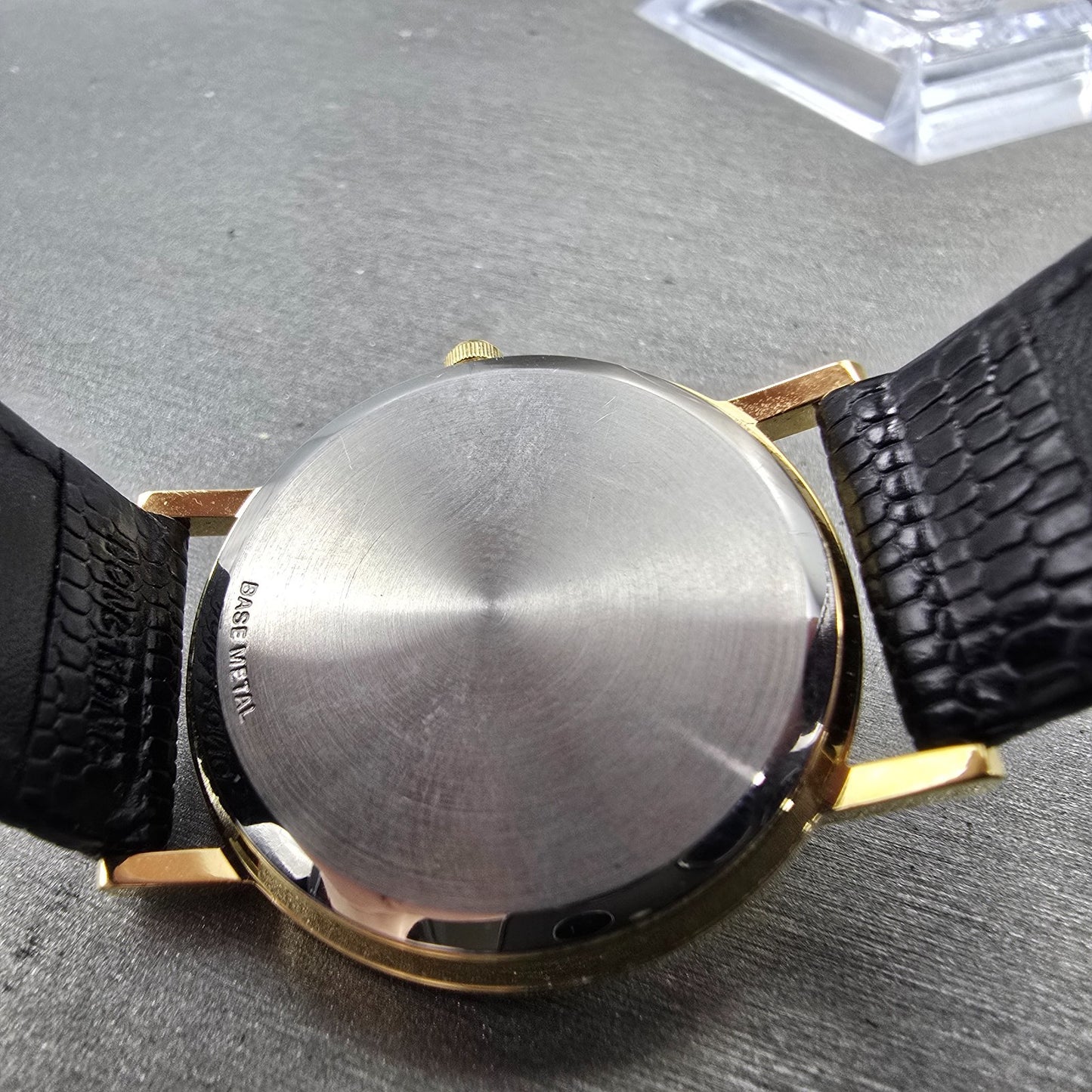 Wittnauer Pegasus Watch Men 34mm Gold Dial Gold Tone Round New Battery VTG9