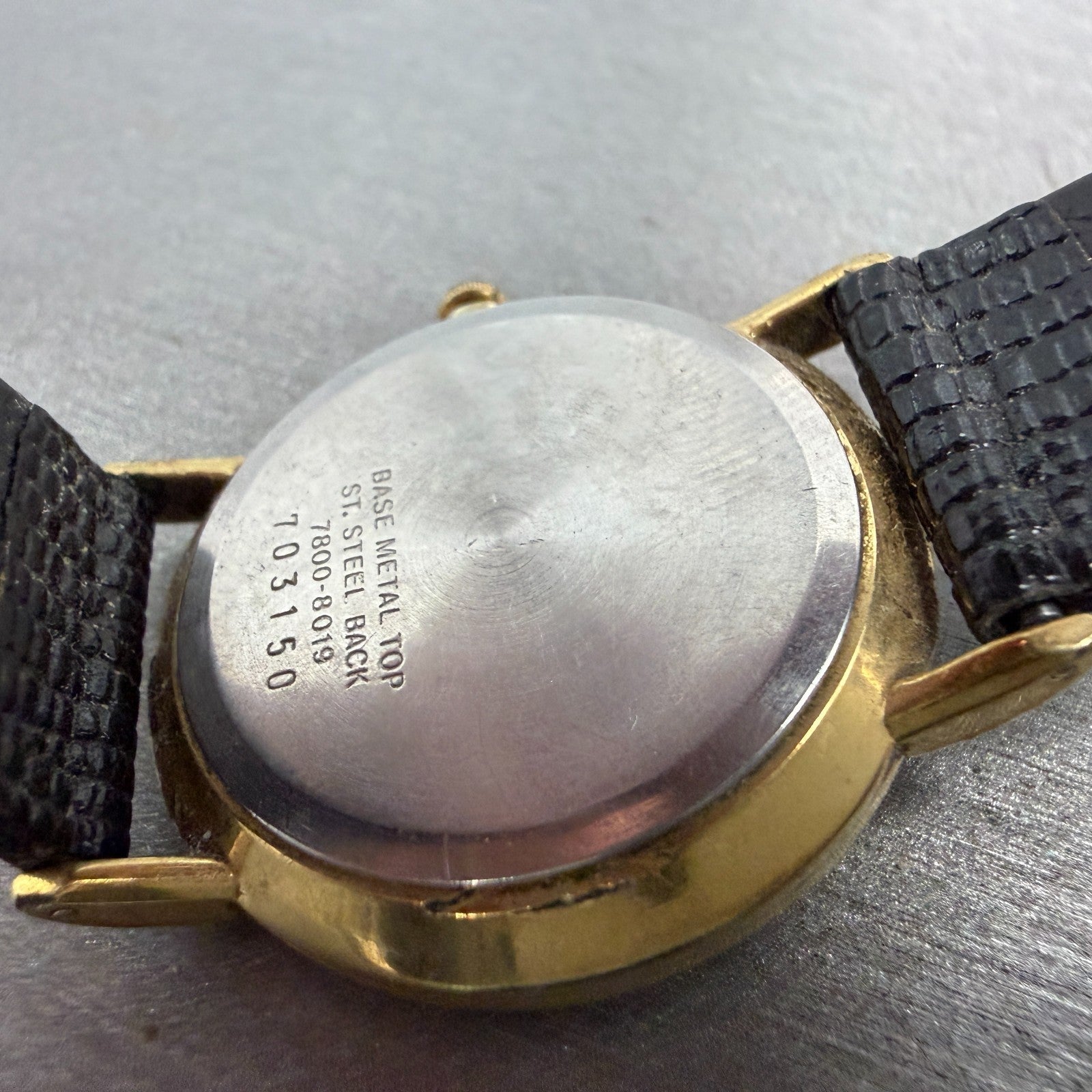 Seiko Watch Men 32mm White Dial Gold Tone Round 7800-8019 New Battery Vintage AB9
