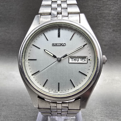 Seiko Watch Men 37mm Silver Dial Silver Tone Daydate Round 7N43-9048 New Battery0
