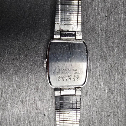 Seiko Watch Women 18mm Silver Dial Silver Tone Rectangle 2320-6349 New Battery10