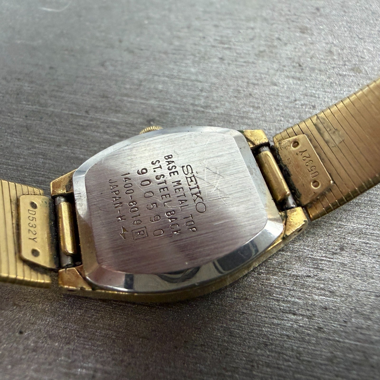 Seiko Watch Women 18mm Brown Dial Gold Tone 1400-8019 New Battery Vintage9