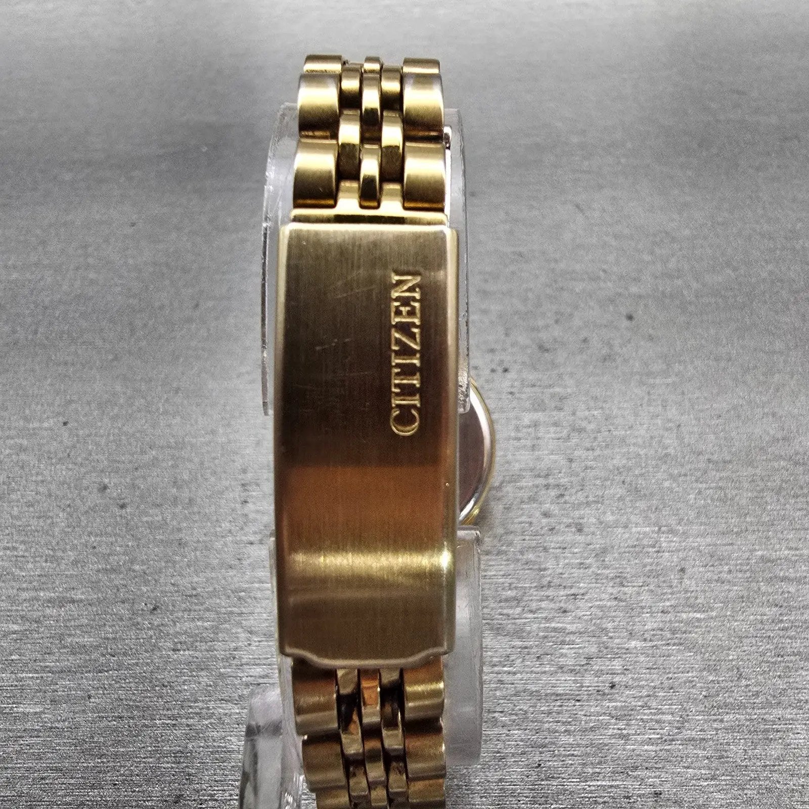 Citizen Watch Women 26mm White Dial Gold Tone Backlight 0730-H00028 New Battery7