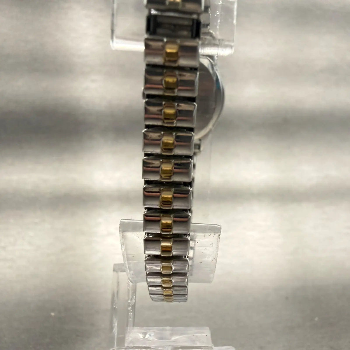 48304699
