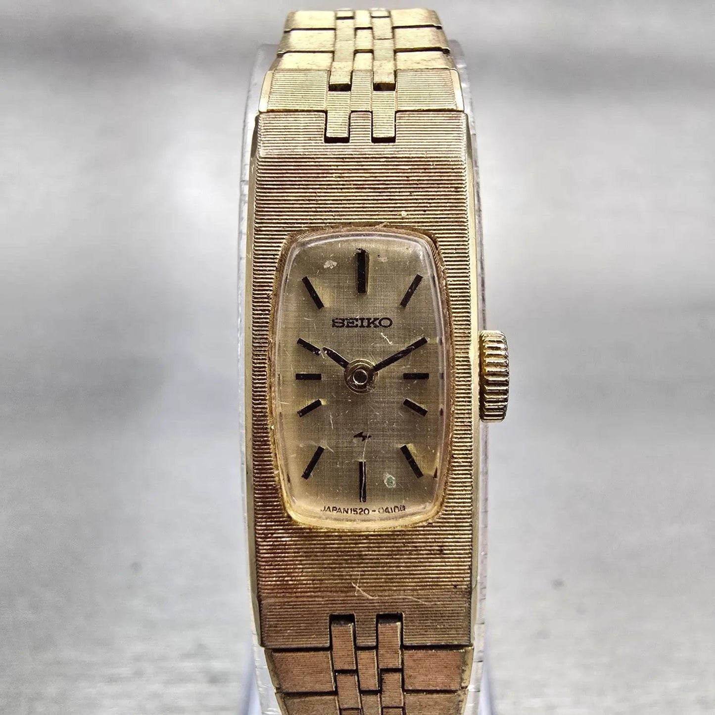 Seiko Watch Women 12mm Gold Dial Gold Tone Rectangle 1520-3339 Manual Wind VTG0