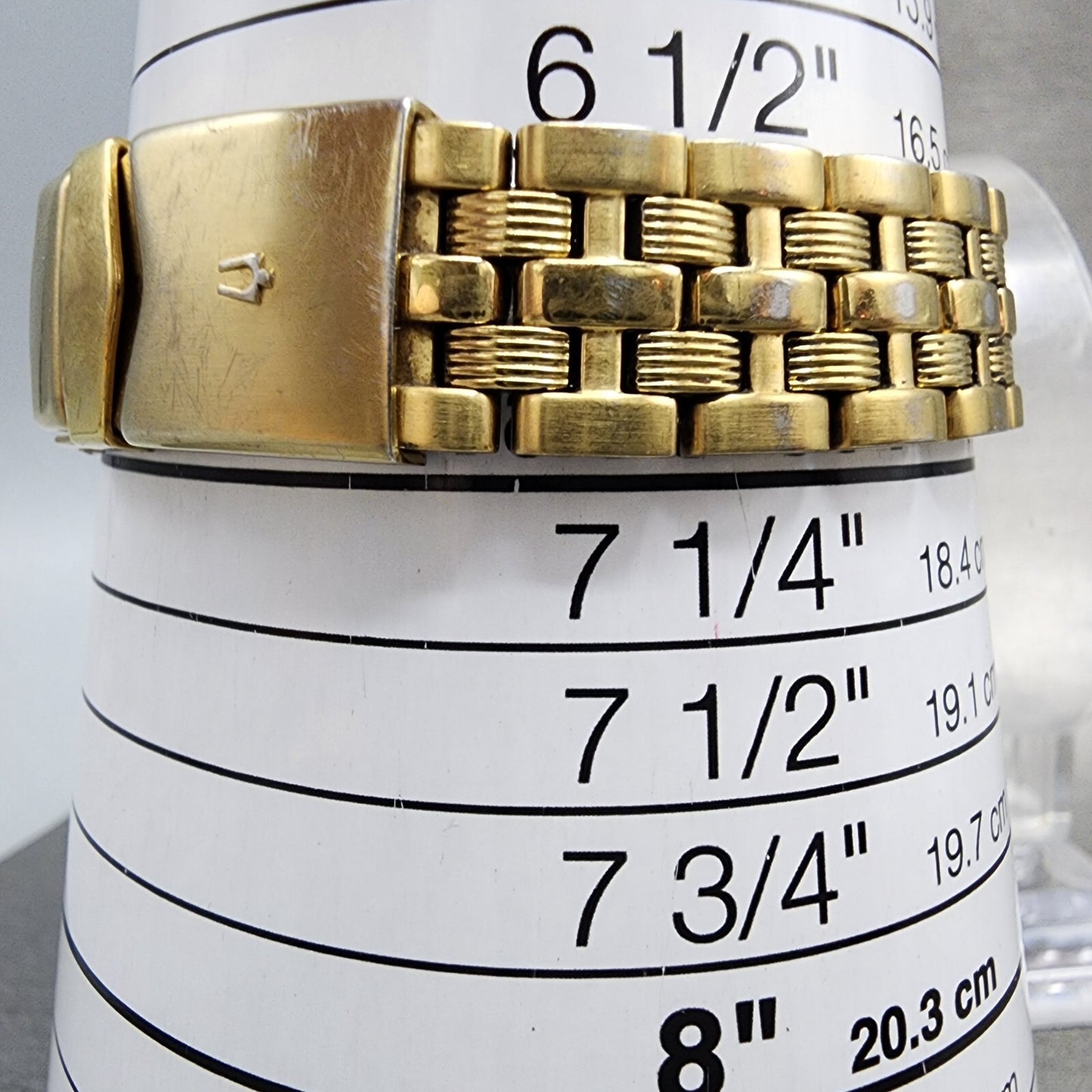 Bulova Watch Women 25mm Champagne Dial Gold Tone Date 97S84 New Battery10