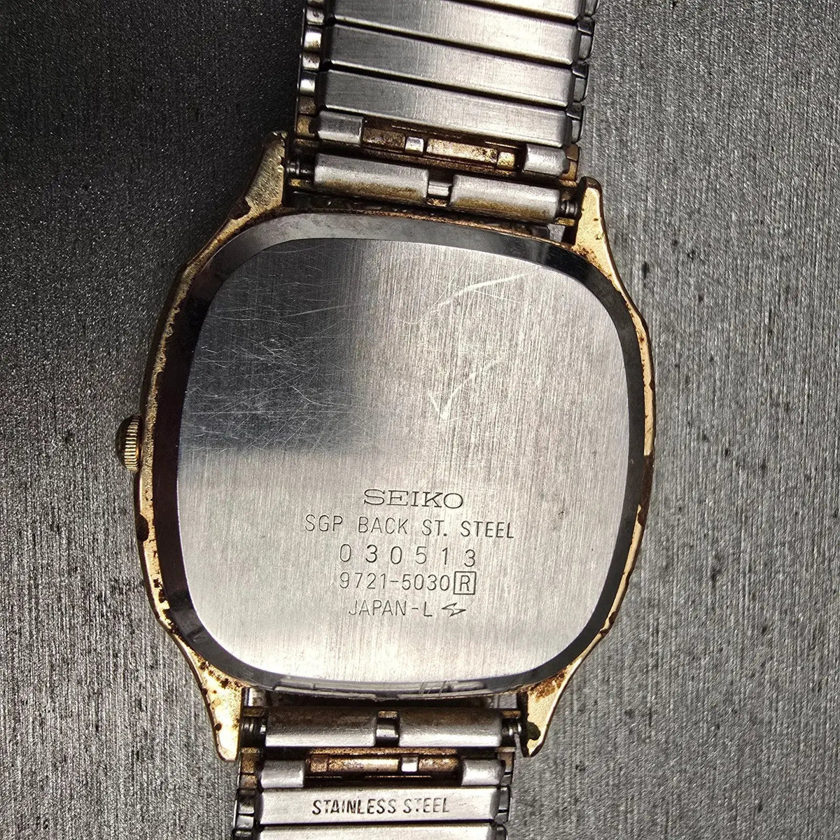 Seiko Watch Men 32mm Gold Dial Gold Tone Rectangle 9721-5030 New Battery Vintage10