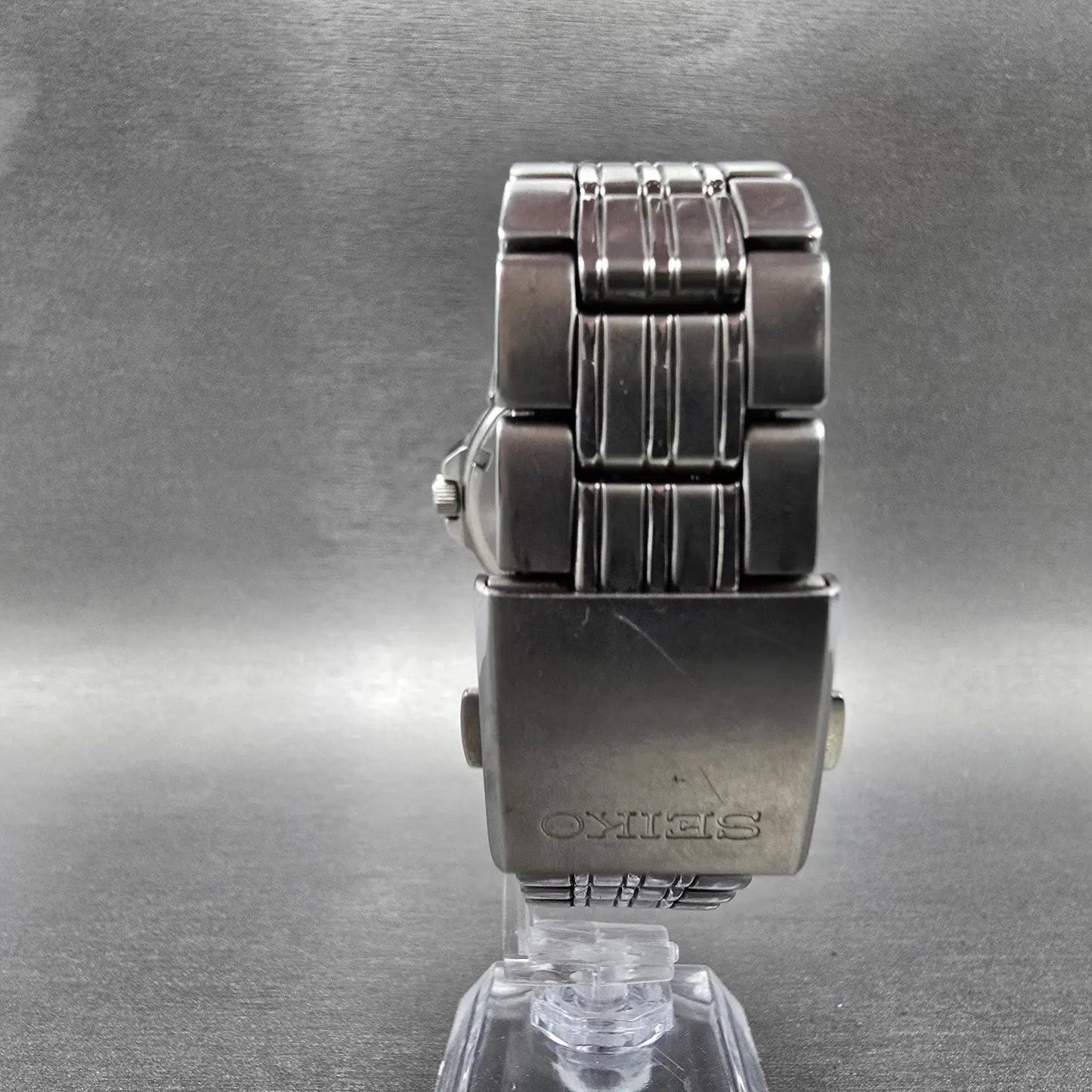 Seiko Solar Watch Men 39mm Black Dial Silver Tone Daydate Round V158-0AD0 Runs D7