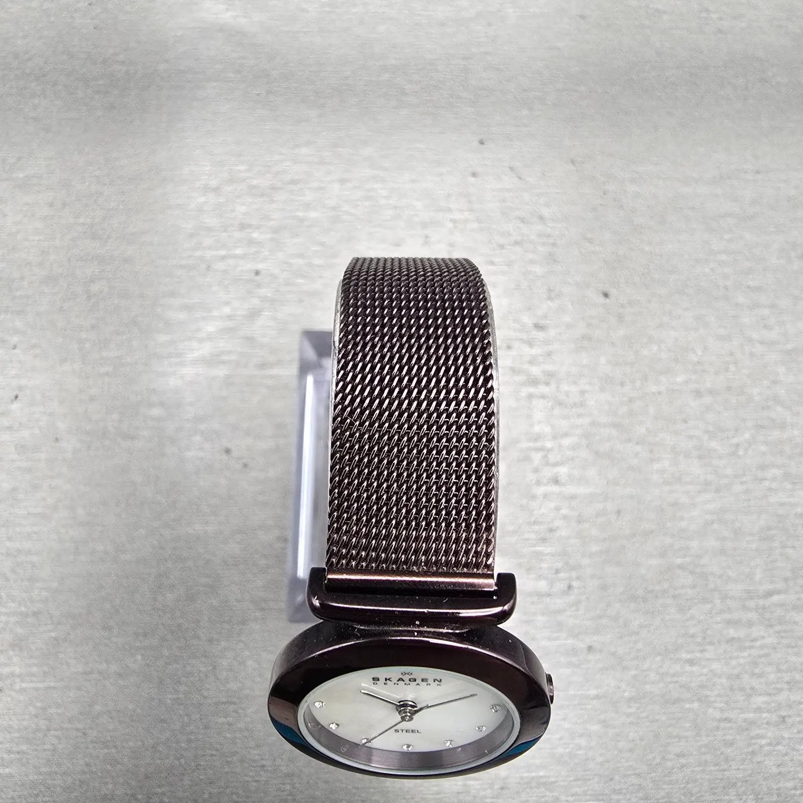 Skagen Watch Women 25mm MOP Dial Brown Tone Round Mesh Band 107SMMD New Batteryt4