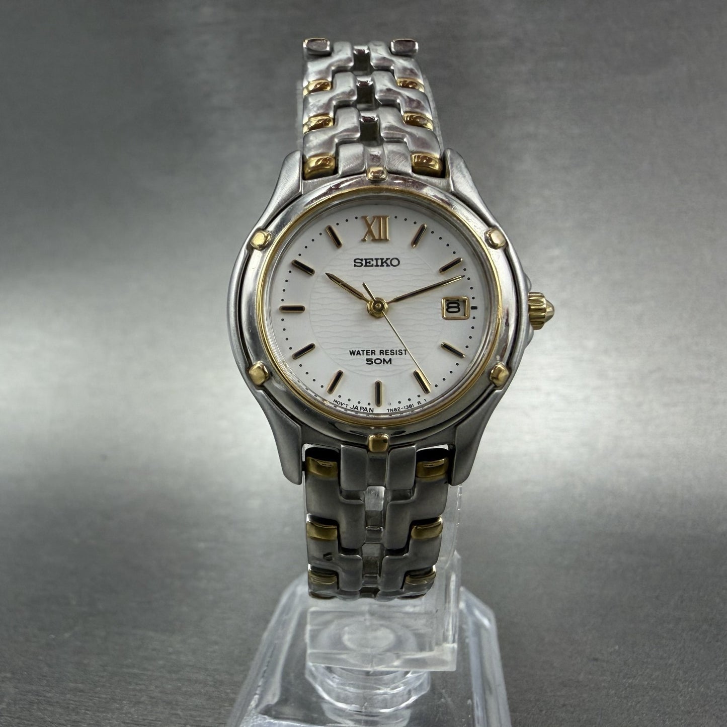 Seiko Watch Women 26mm White Dial Two Tone Date Round 7n82-0599 New Battery JGKP5