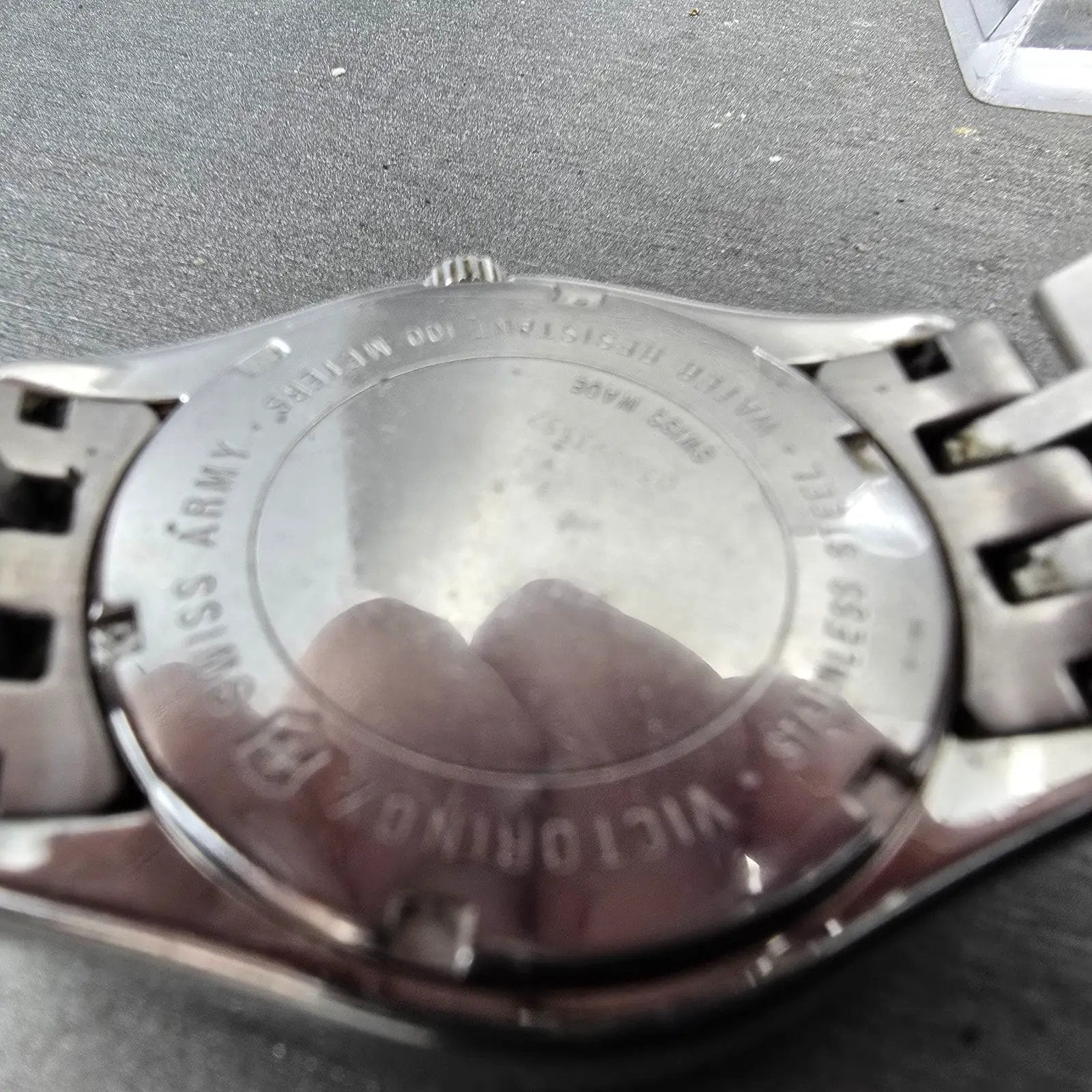 Victorinox Swiss Army Alliance Watch Men 38mm Black Dial Steel Date New Battery9