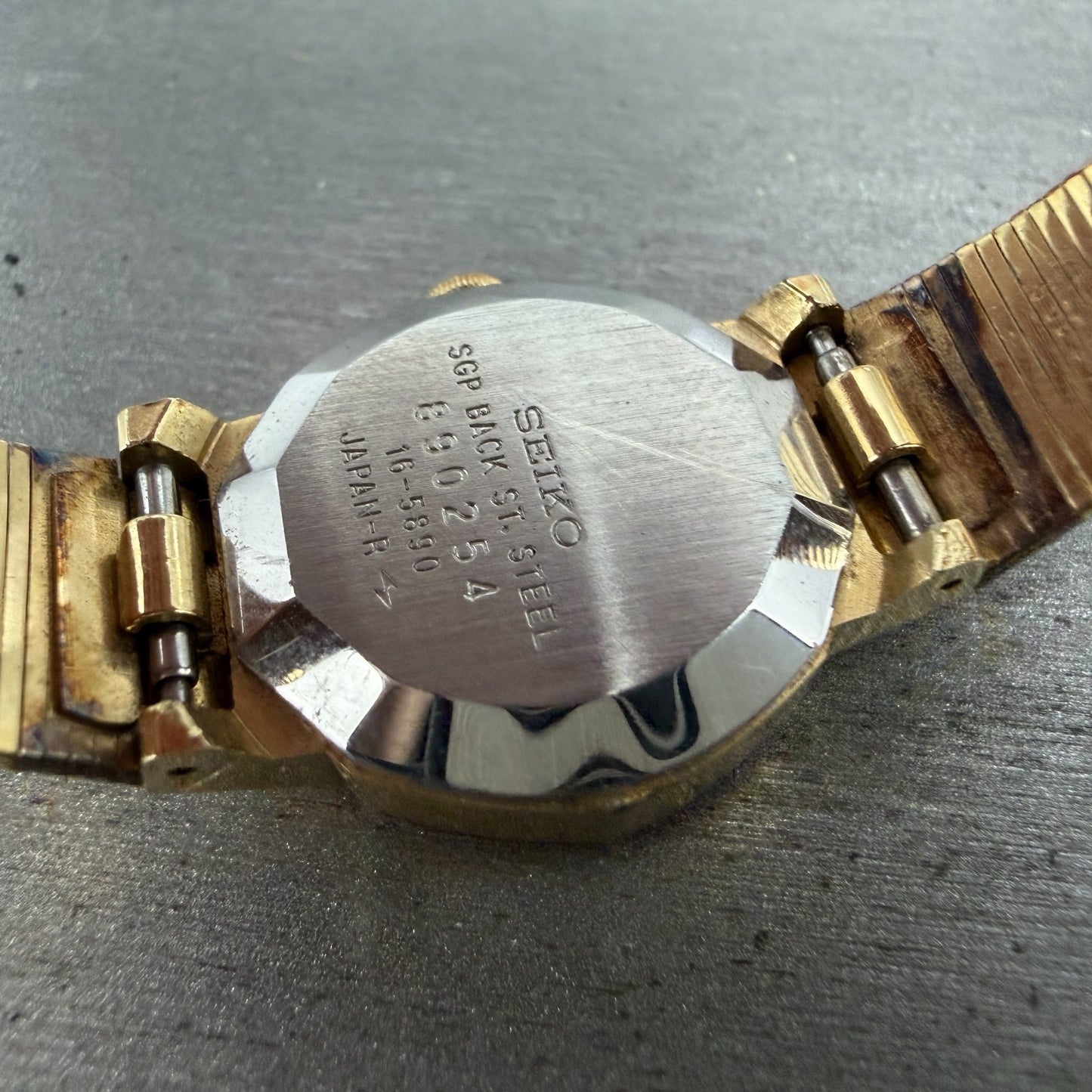 Seiko Watch Women 22mm Champagne Dial Gold Tone Octagon 16-5890 New Battery VTG9
