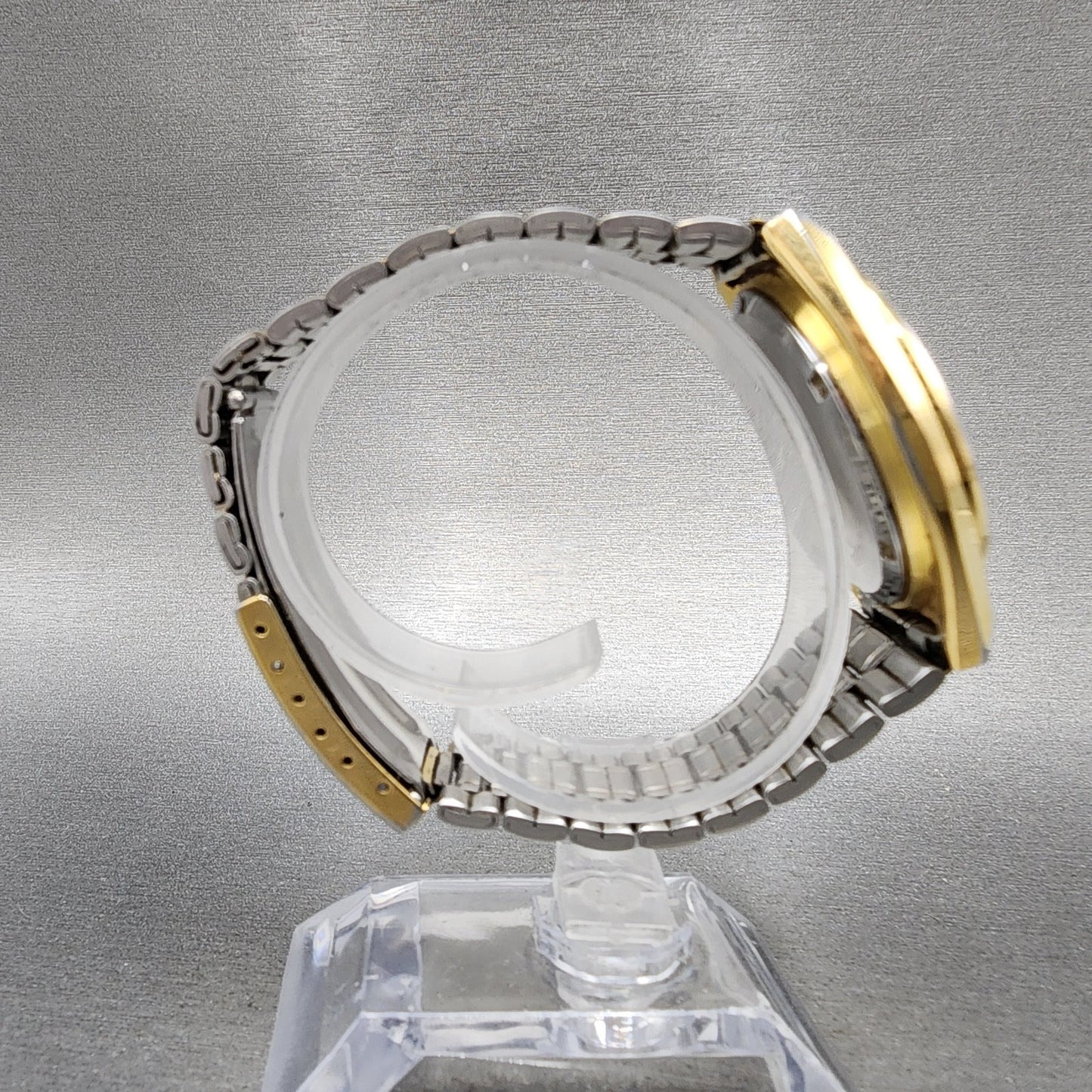 Seiko Pulsar Watch Men 36mm Silver Dial Gold Tone Daydate V733x004 New Battery8