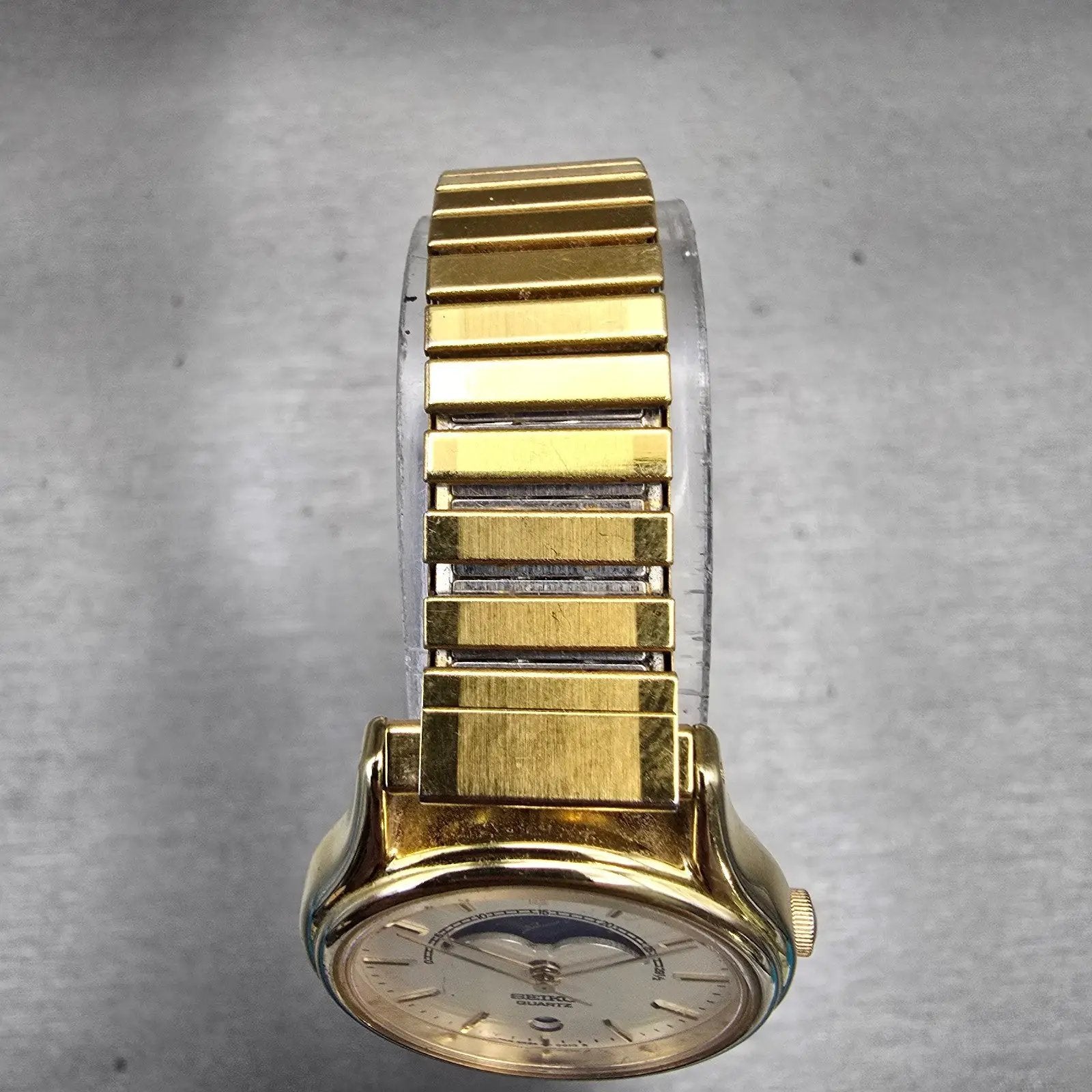 Seiko Moon Phase Watch Women 25mm Cream Dial Gold Tone Date 4K24-0019 New Batt4