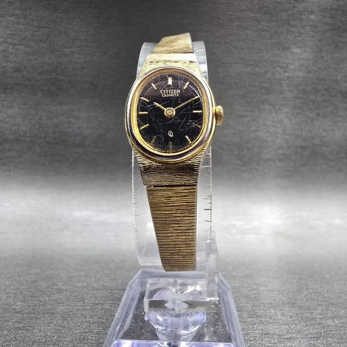 Citizen CQ Watch Women 16mm Black Dial Gold Tone Oval 5920-S49615 New Battery JF5
