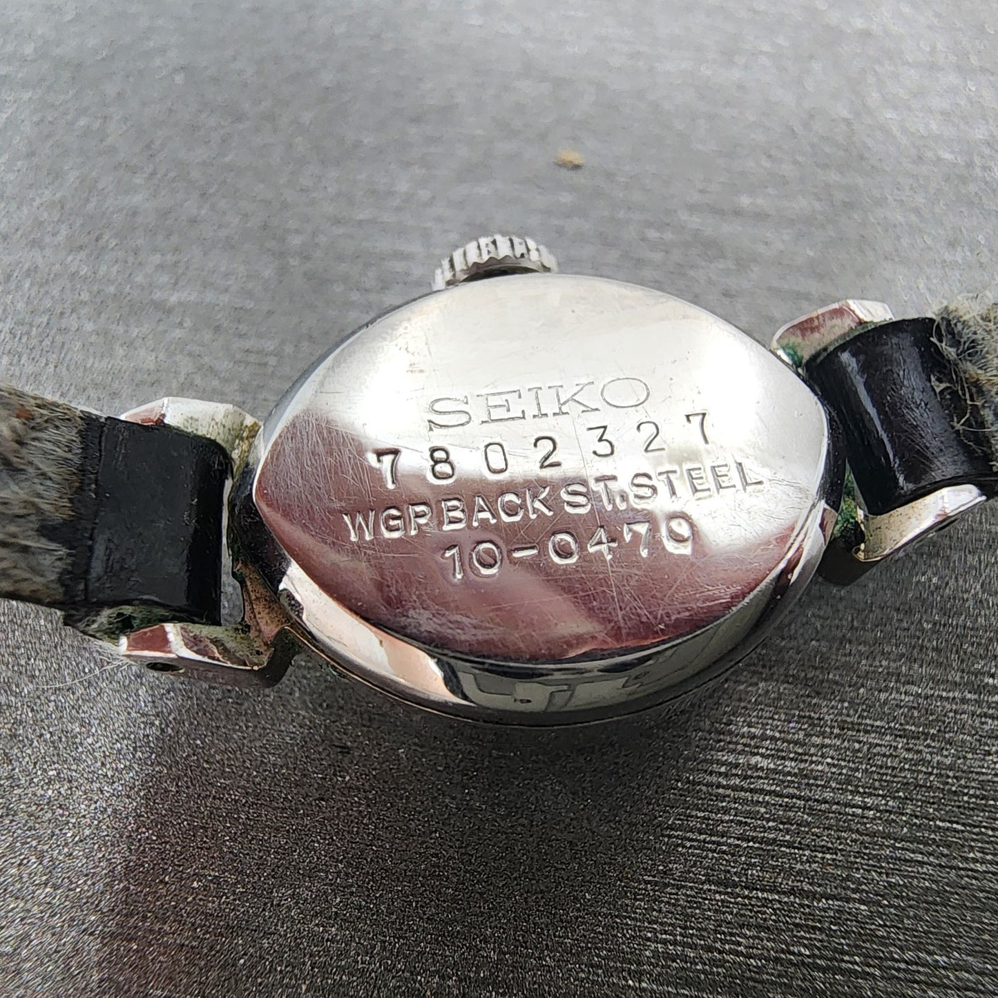 Seiko Solar Watch Women 15mm Silver Dial Silver Tone Manual Oval 100470 Runs9