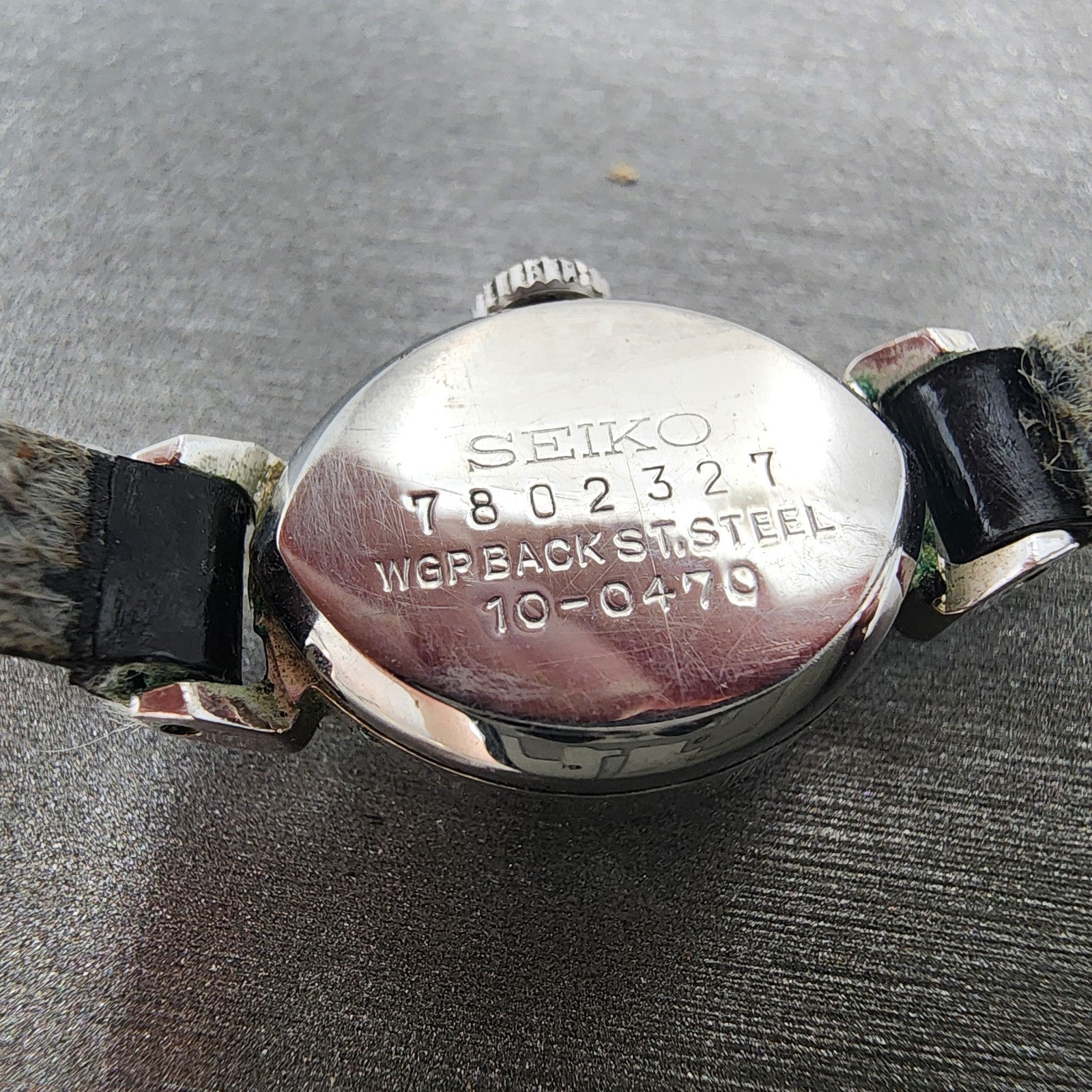 Seiko Solar Watch Women 15mm Silver Dial Silver Tone Manual Oval 100470 Runs9