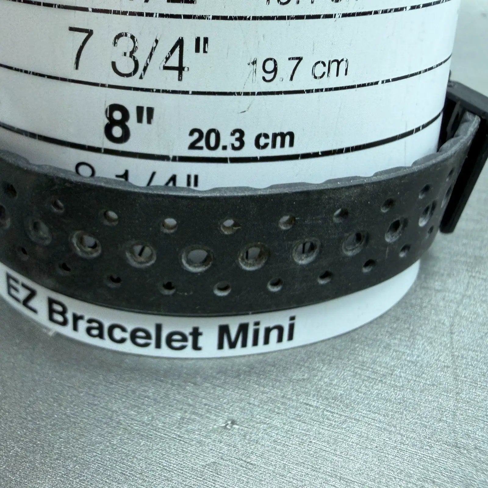48524136