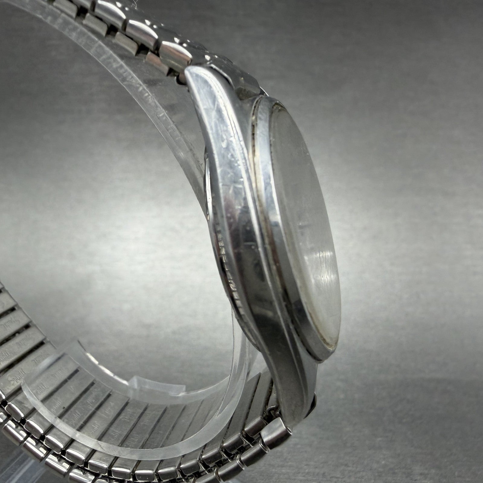 Seiko SQ Watch Men 35mm Silver Dial Silver Tone Daydate 8223-7189 New Batt3